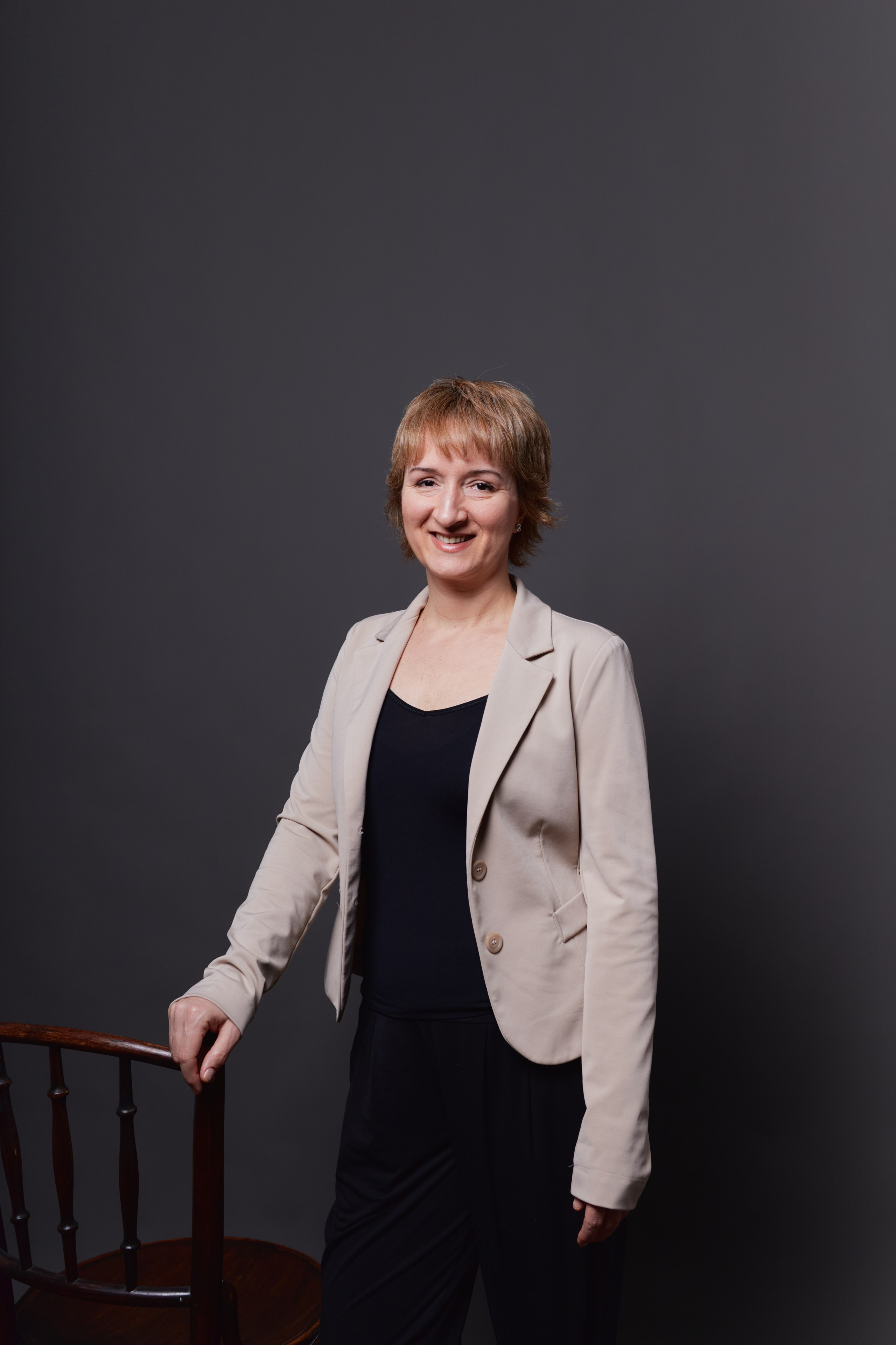 Jelena Bjelica | Портретная съёмка в Нови-Саде и Белграде | Бизнес-портреты для сайта. Анастасия Еремина | Фотограф в Сербии | Персональные и бизнес-фотосессии в Белграде и Нови Саде