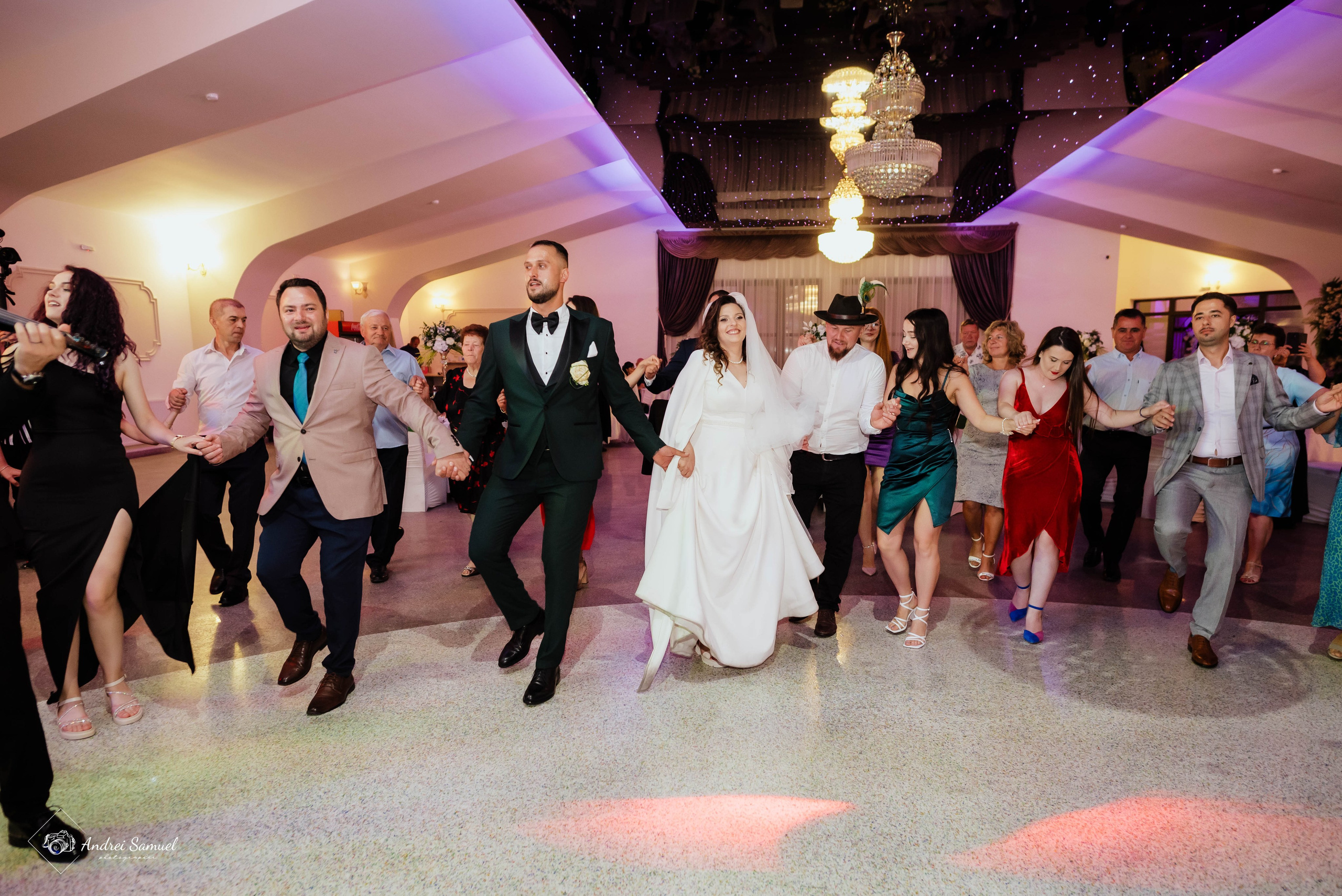 Oana & Romil. Andrei Samuel – Fotograf București | Evenimente, Studio, Imobiliare, Produs