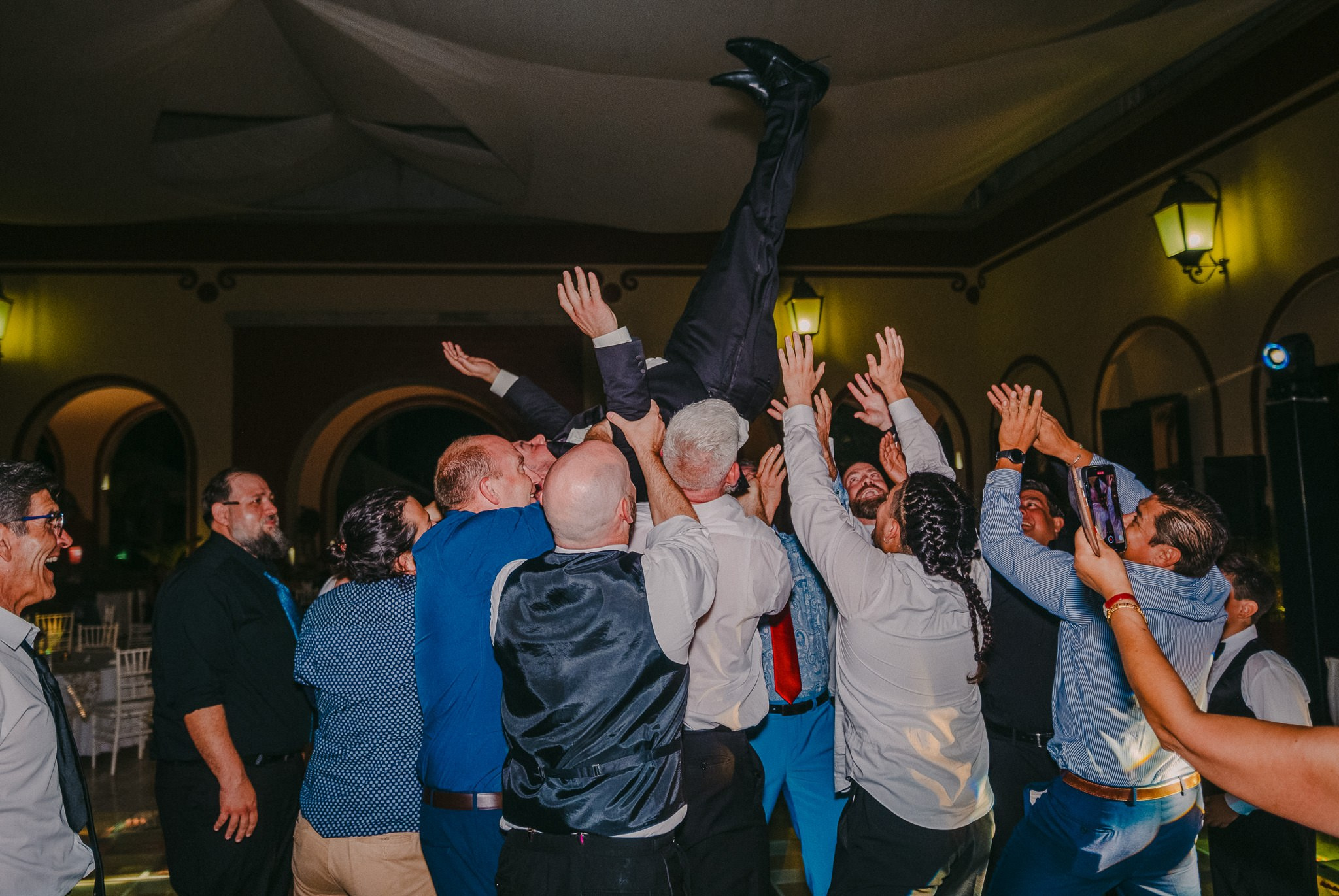 Yuri & Rob. Wedding and family photographer in Mexico City