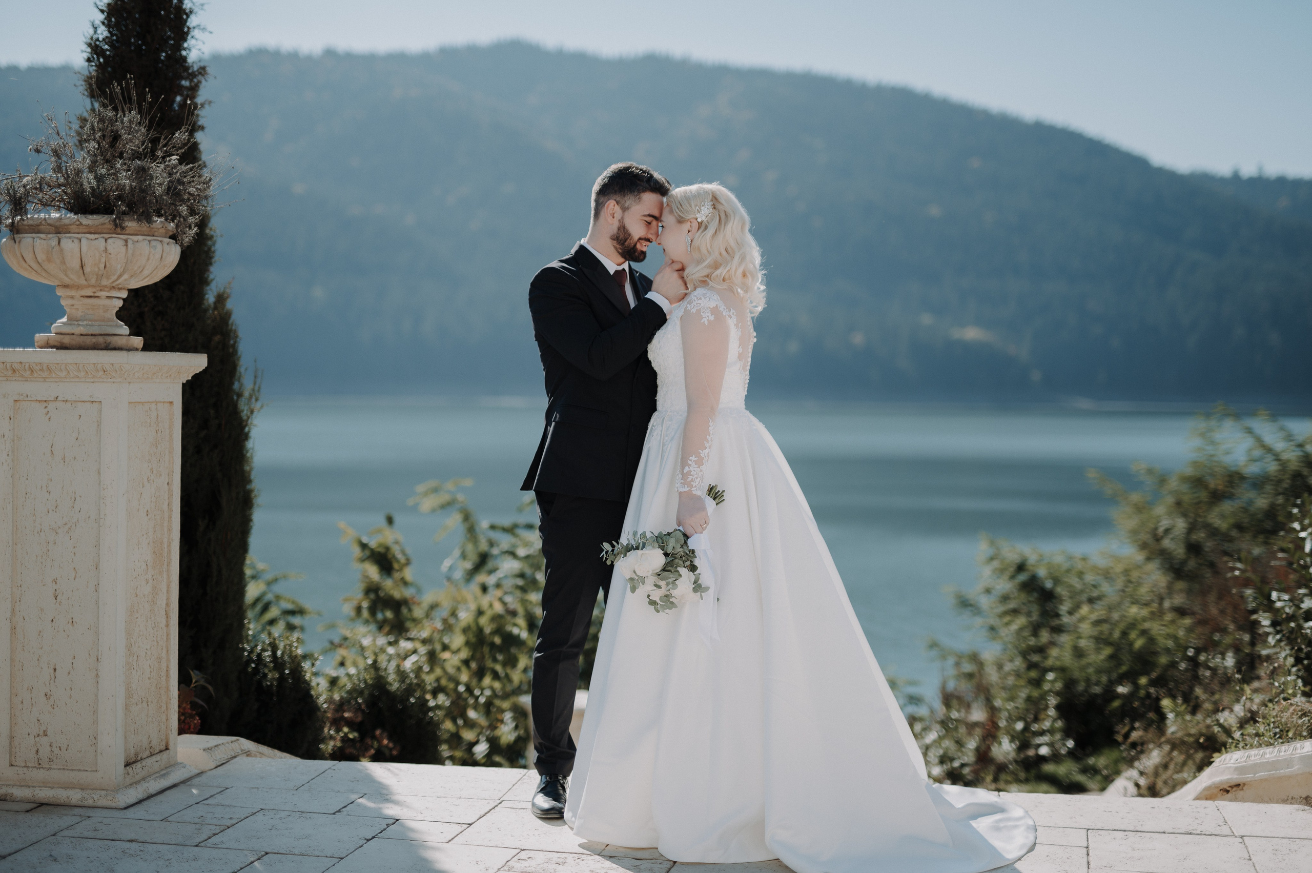Livia + Dani | Grădinile Romane. FotoVizion Iași