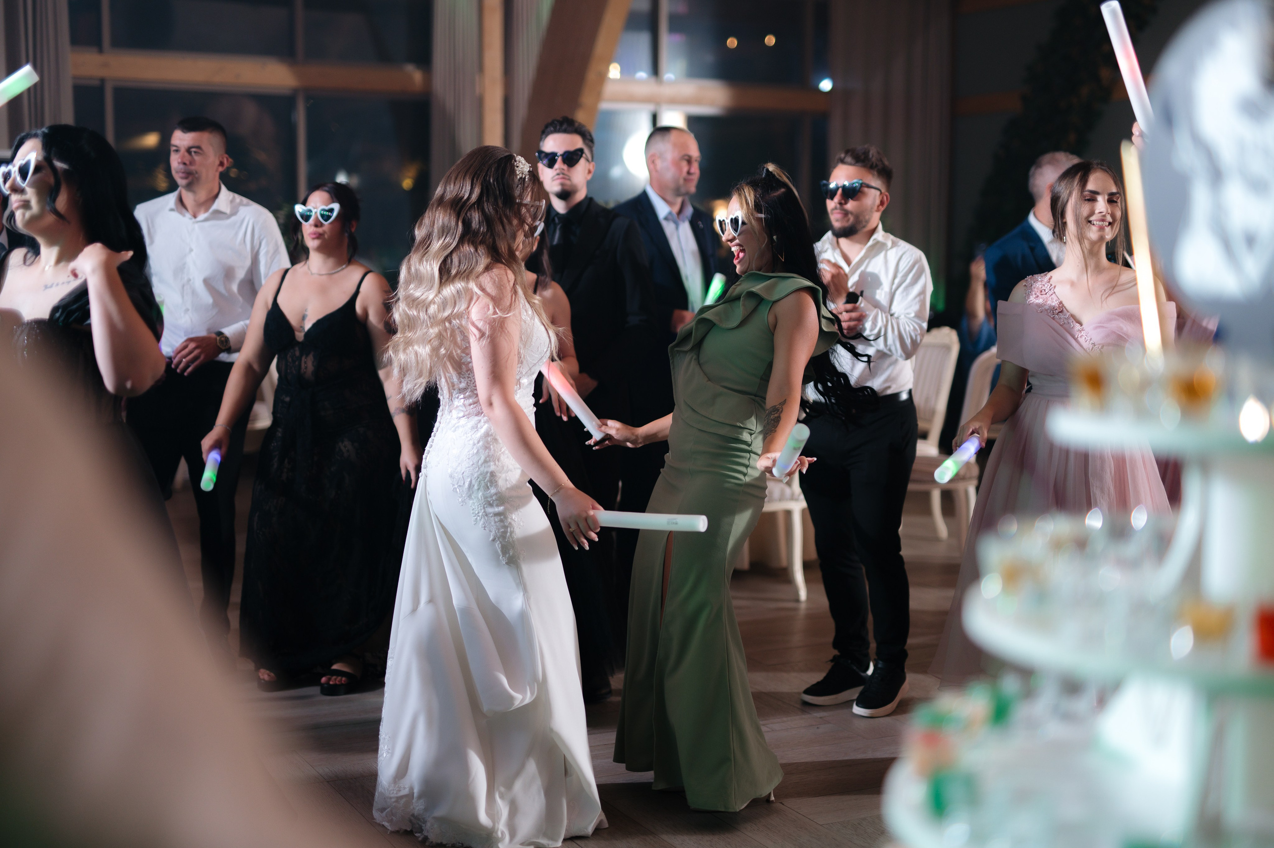 Iuliana + Răzvan | Kalipso. FotoVizion Iași