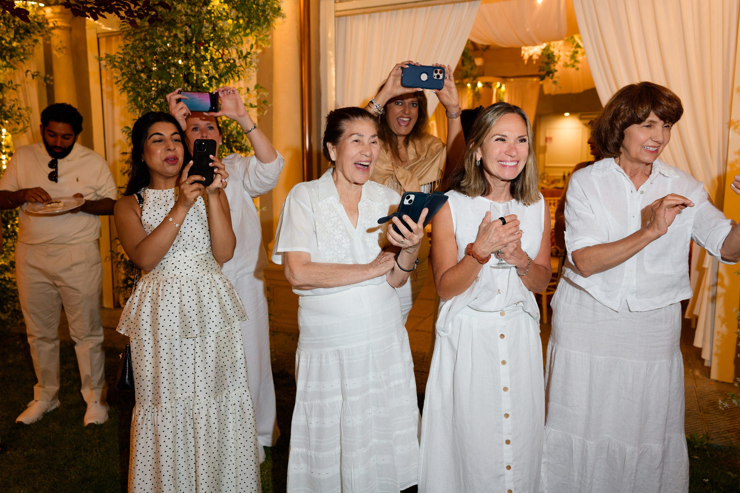 Pizza Party at Tenuta Massini, Florence, Italy. Destination Wedding Photographer — Nikita Burtsev