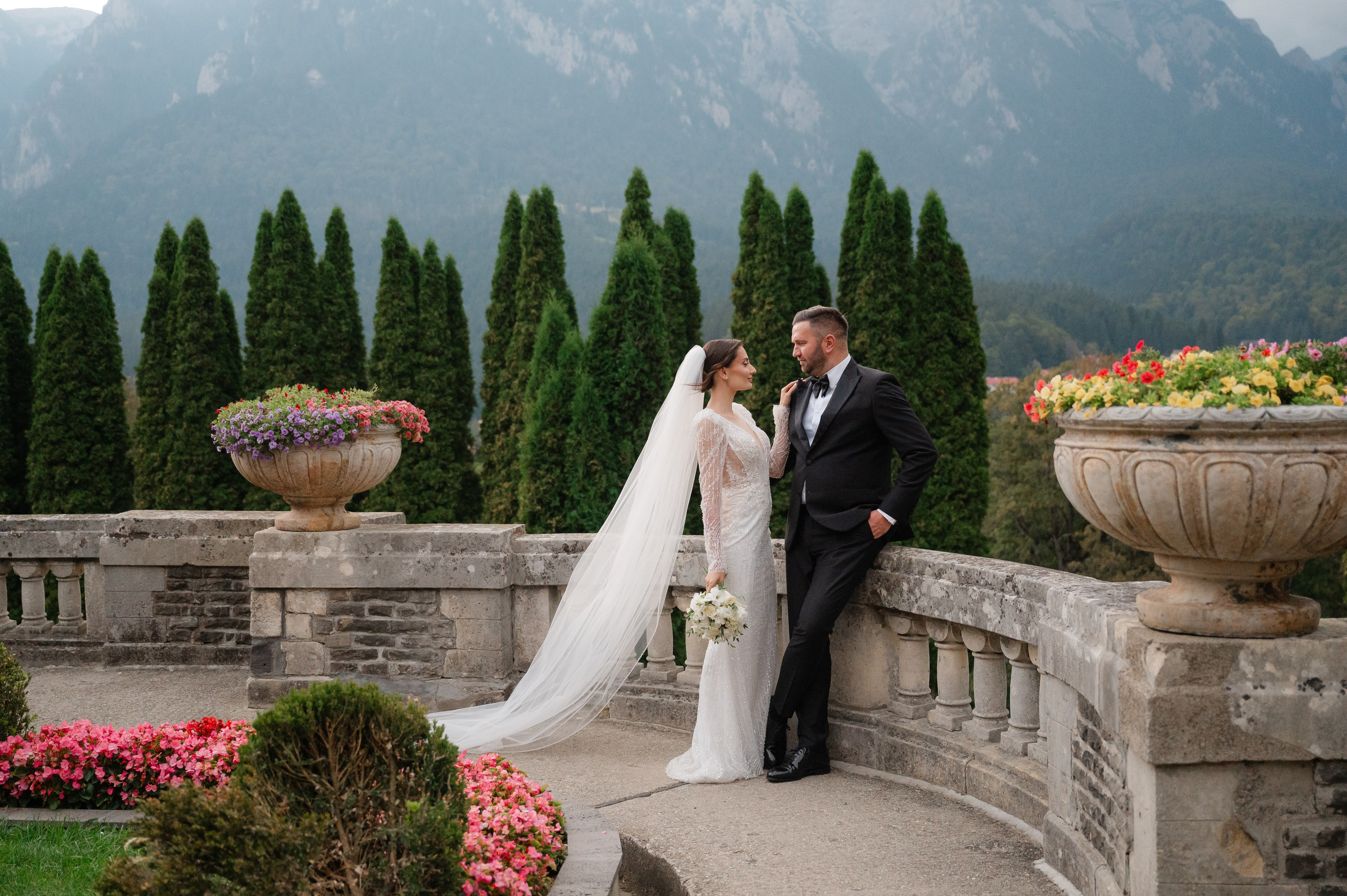 Mălina & Silviu – ședință foto la Castelul Cantacuzino | Fotograf nuntă