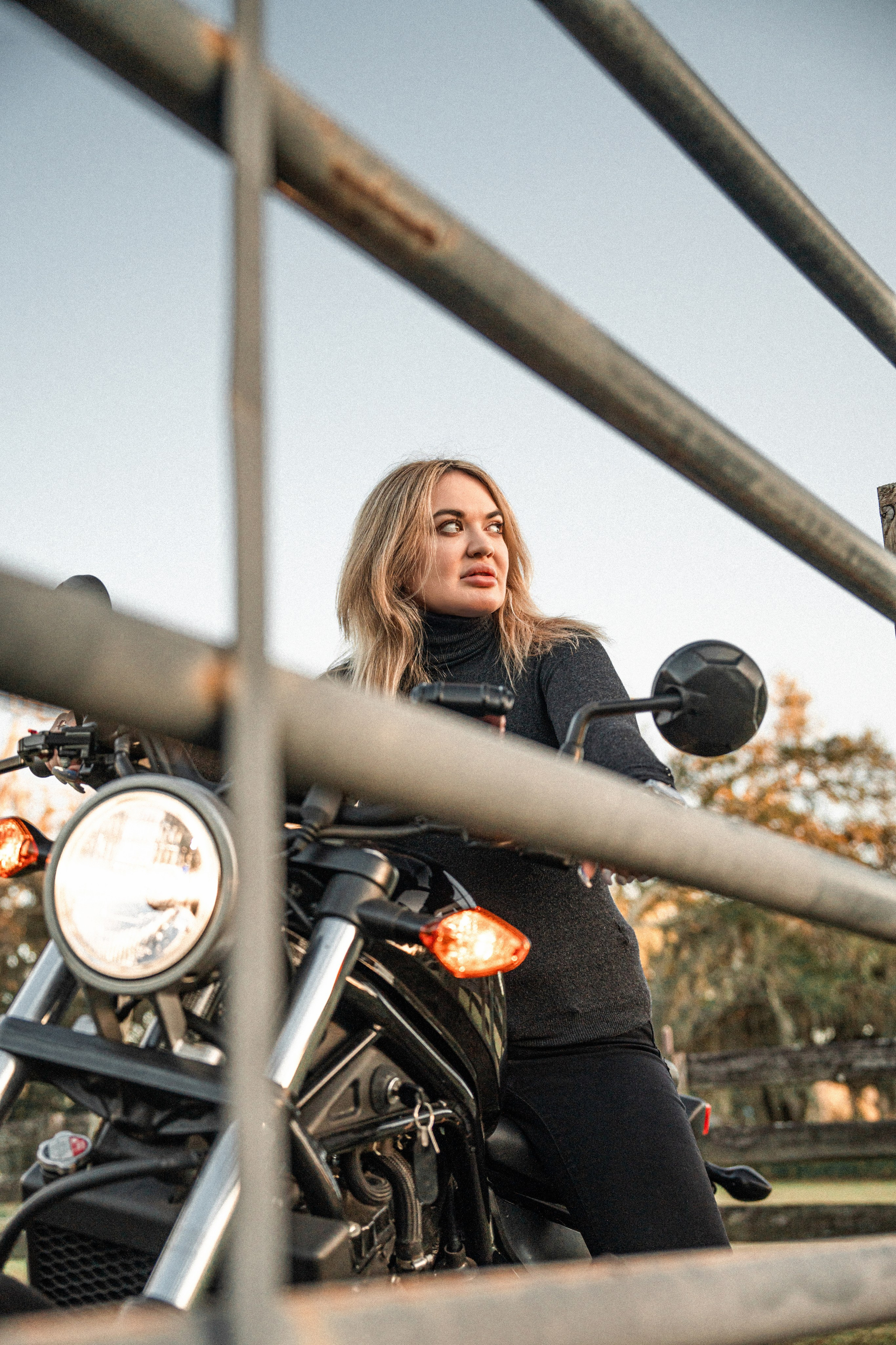 Anna on a Bike. Welcome to my video and photo world!