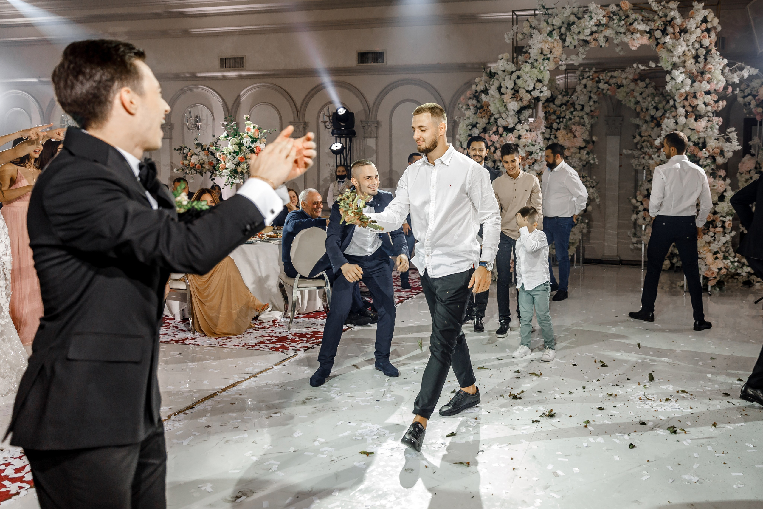 Die Feier. Hochzeits- und Reportagefotograf für München, Regensburg, Deutschland RED LINE Media