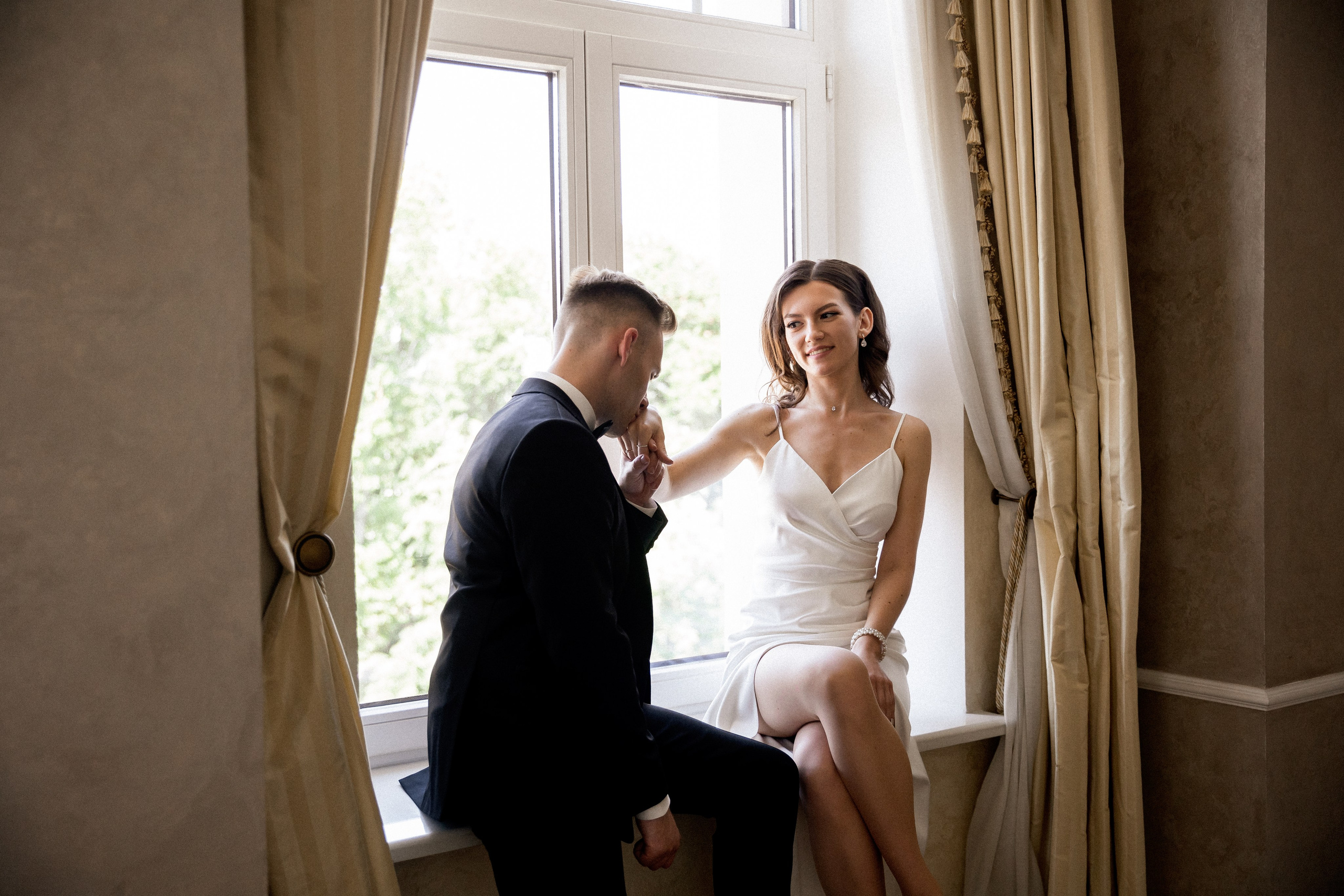 Irina Ermak couple photography NY. Irina Ermak wedding photographer in New York