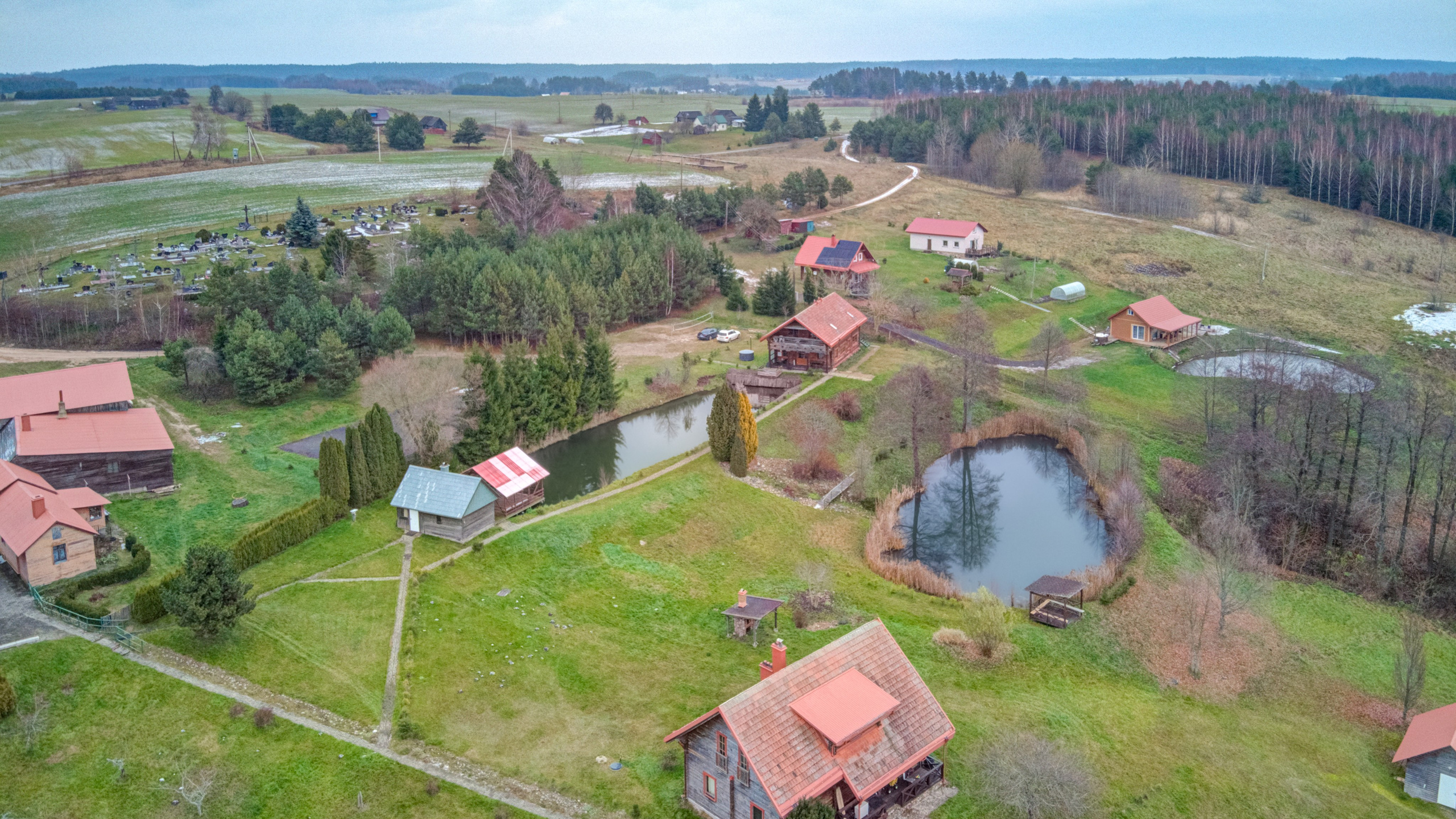 Trakų raj. sodyba. Elina Sapiega fotografė Vilniuje