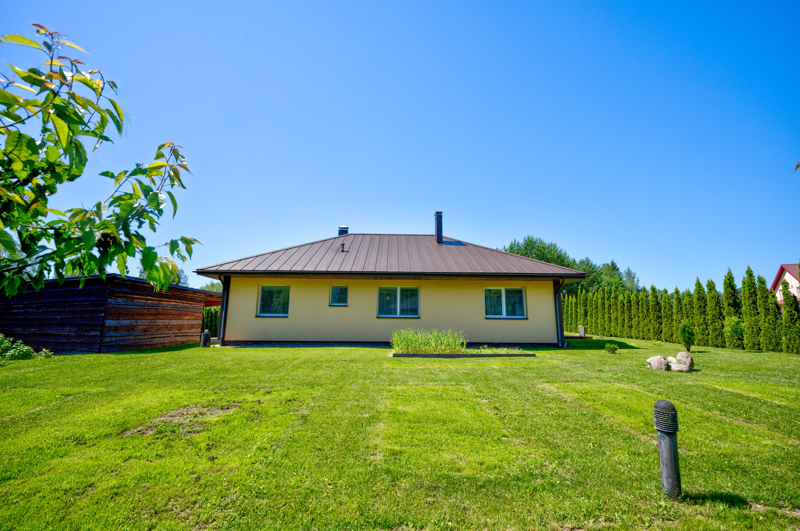 Žudiškių k. Ežero g. 70, Rešes sen. Elina Sapiega fotografė Vilniuje