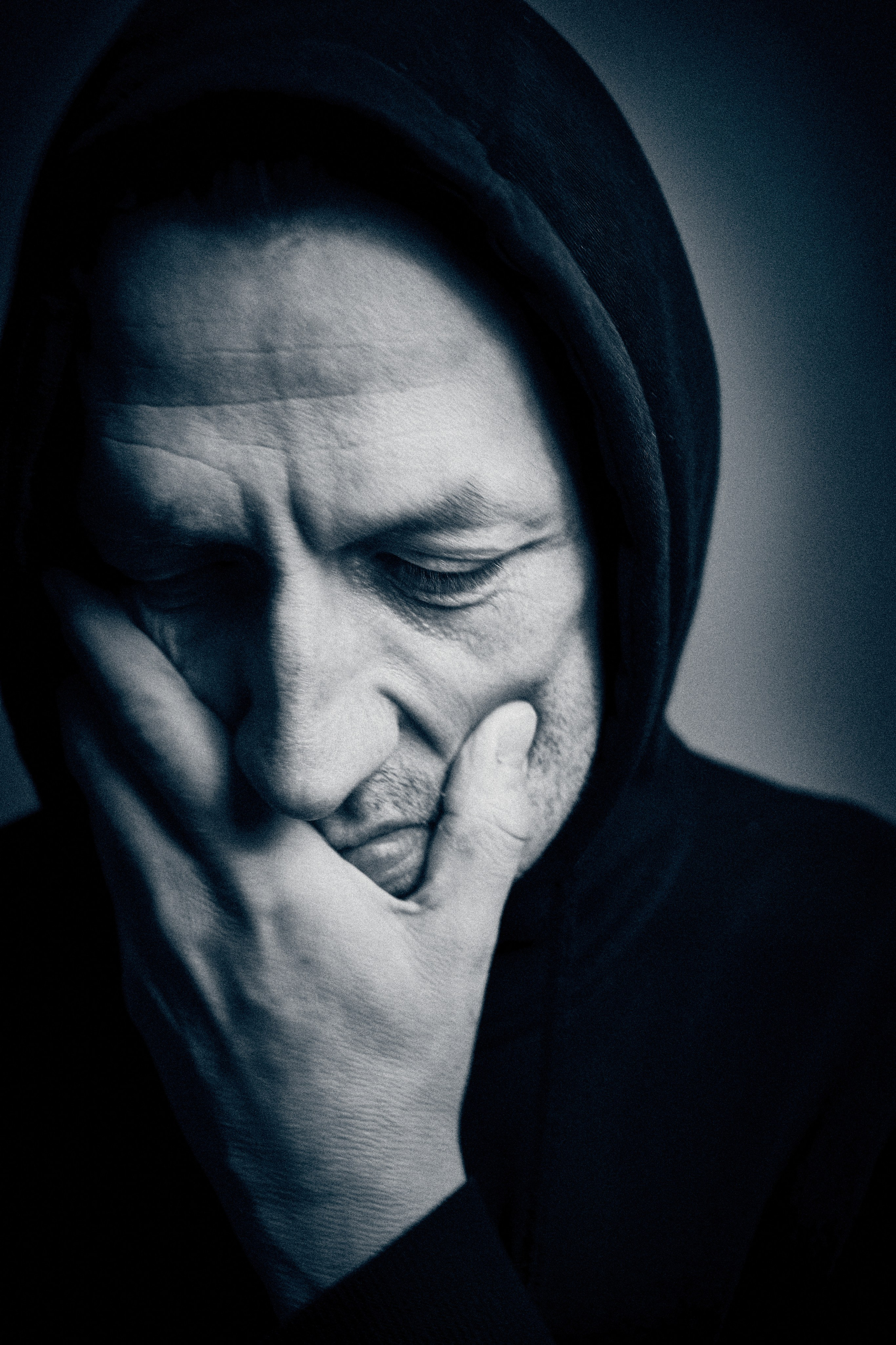 Męski portret psychologiczny - Mieszko V „Długonosy” - Fotograf portretowy w Warszawie Andriej Szypiłow