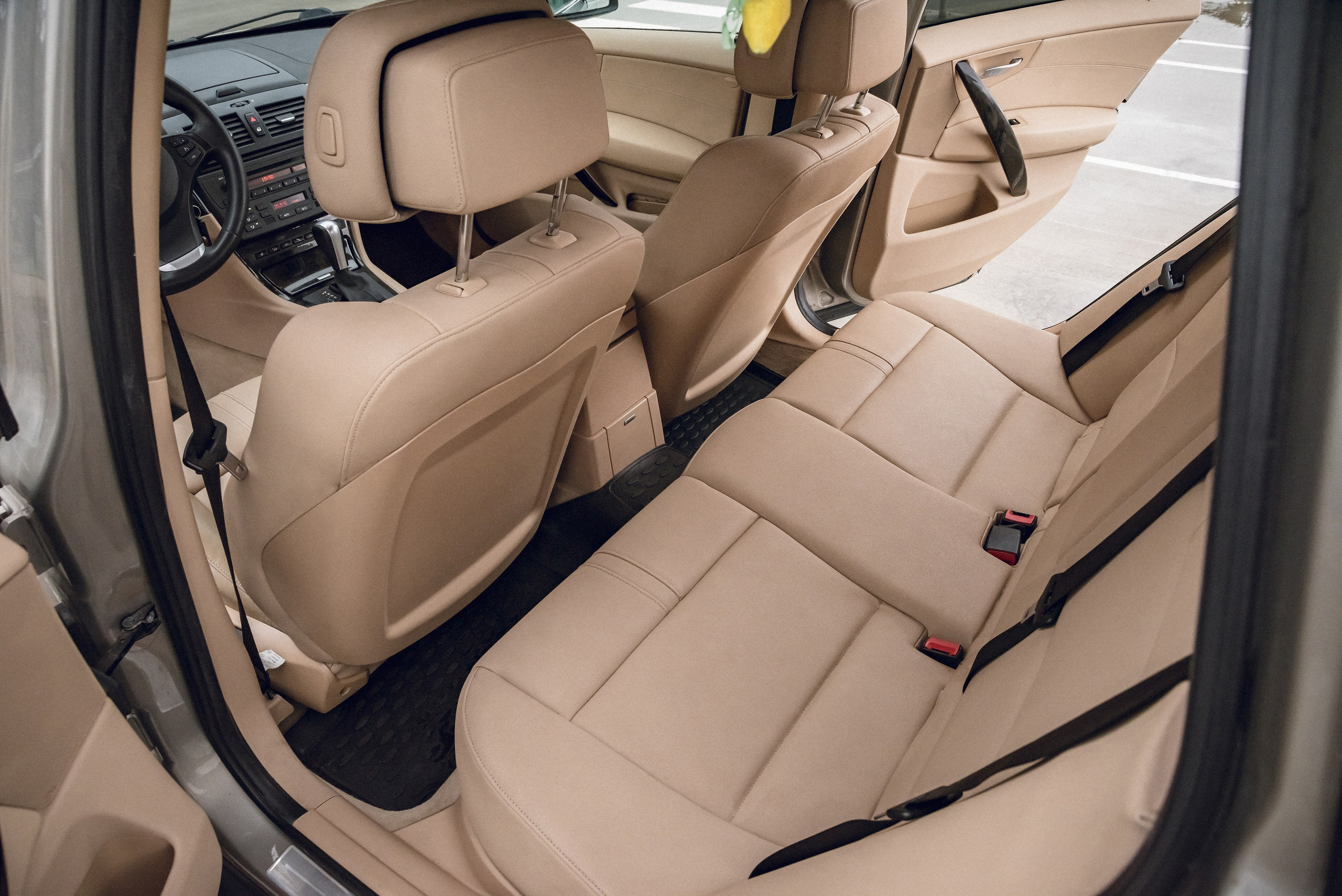BMW X3. Фотограф в Риге. Семейные, индивидуальные и рекламные фотосессии