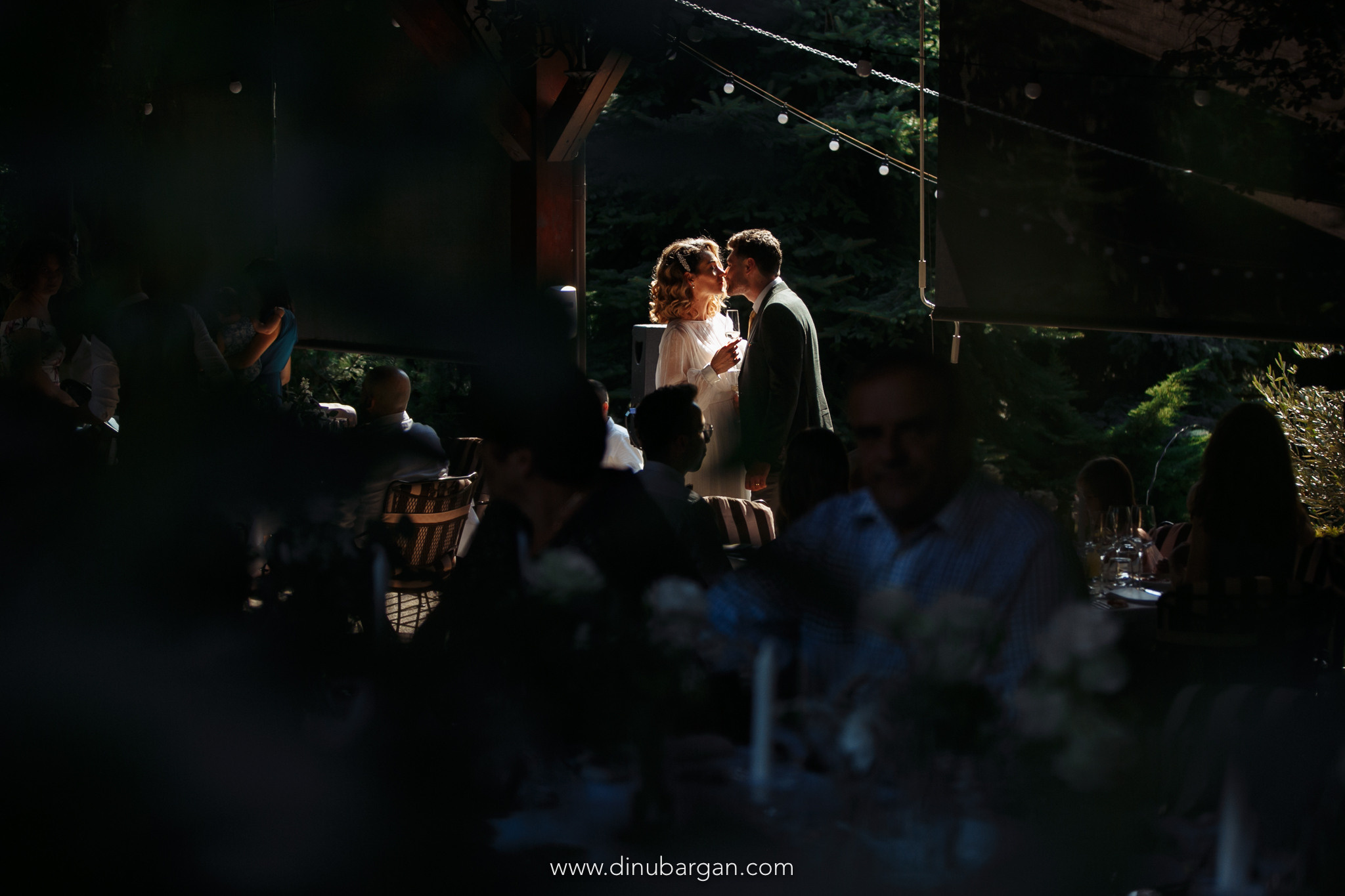 Radu & Camelia. Fotograf de nuntă și de familie — Dinu Bargan