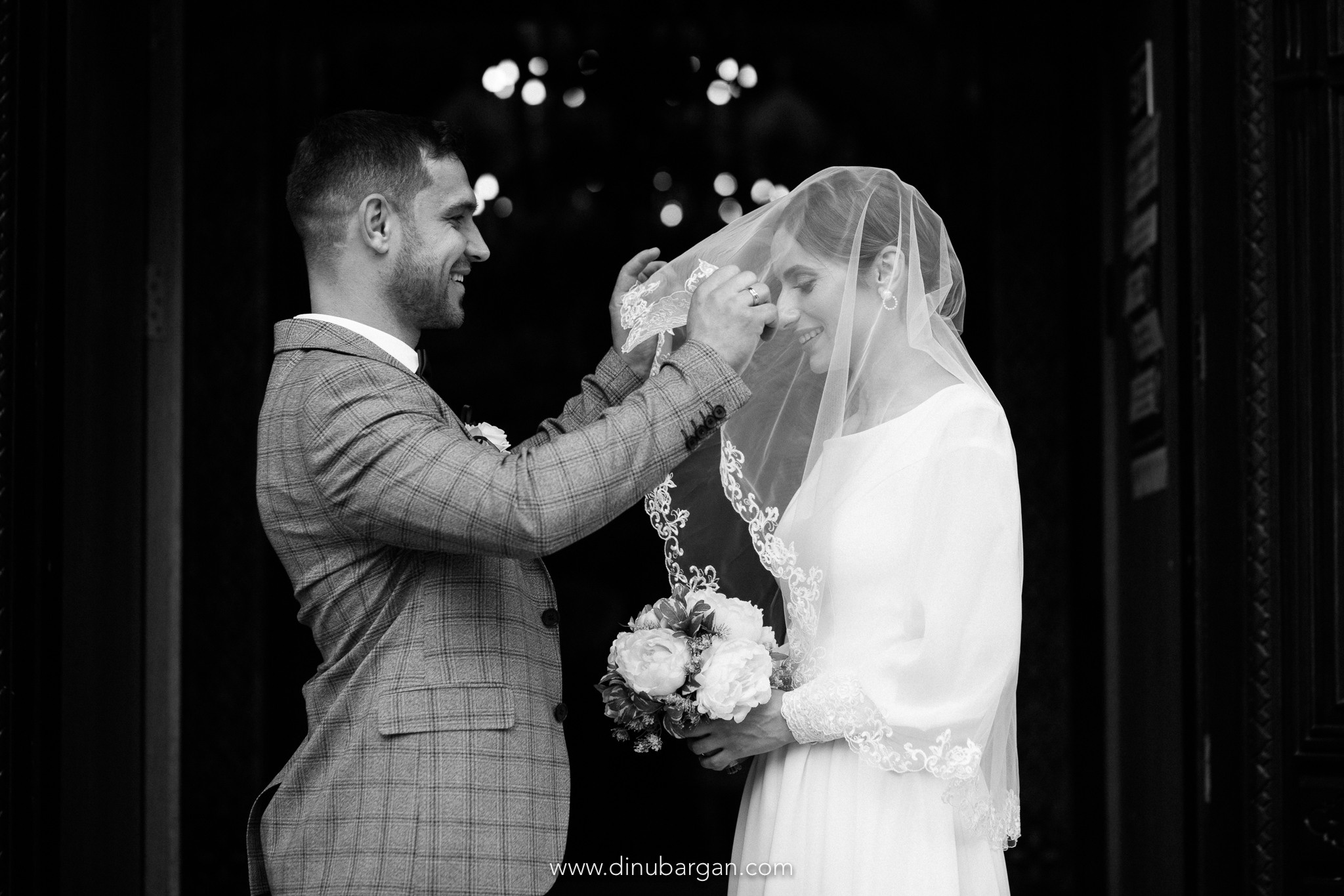 Dumitru & Angela. Fotograf de nuntă și de familie — Dinu Bargan