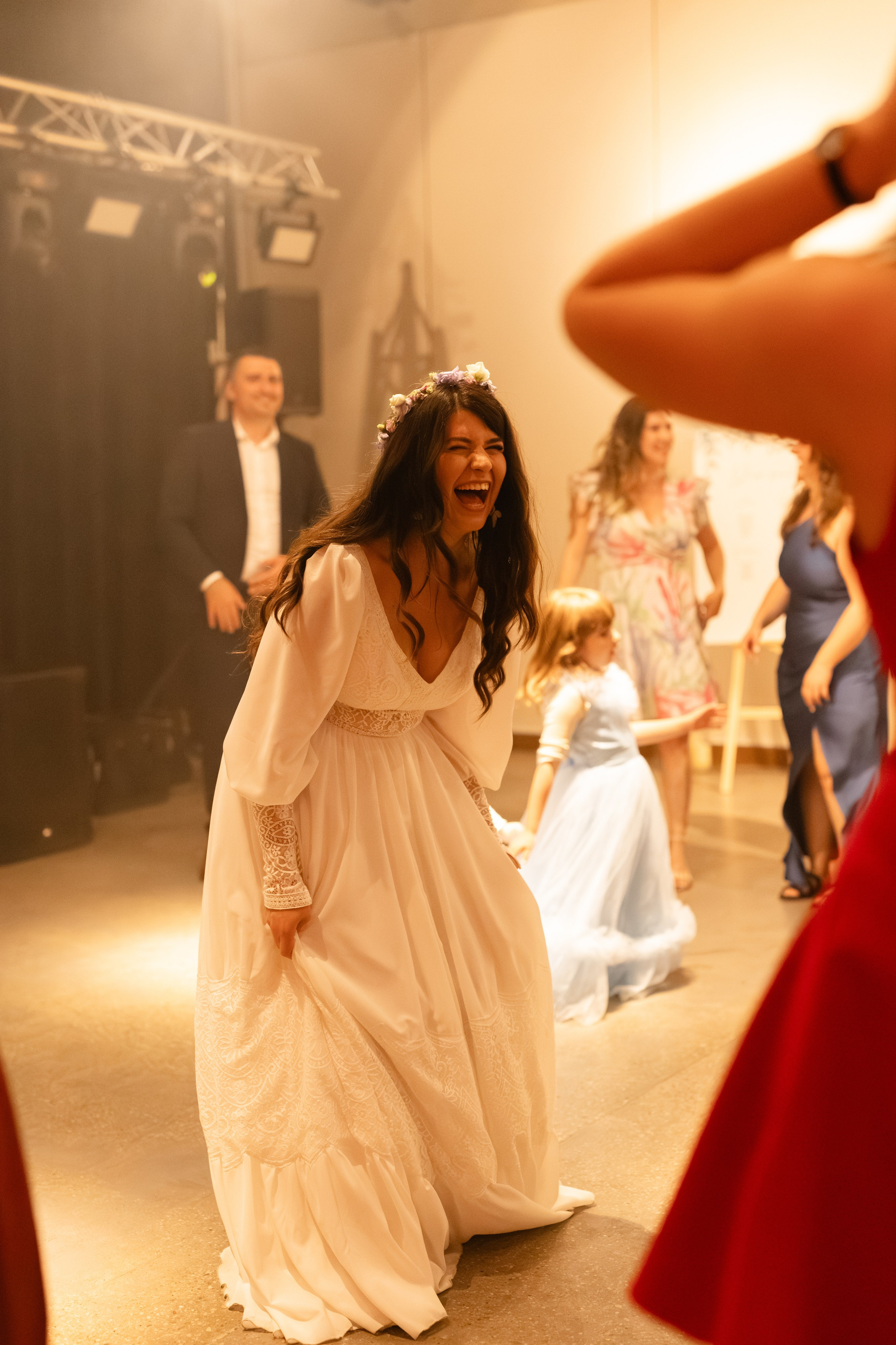 Flori & Cosmin. Main