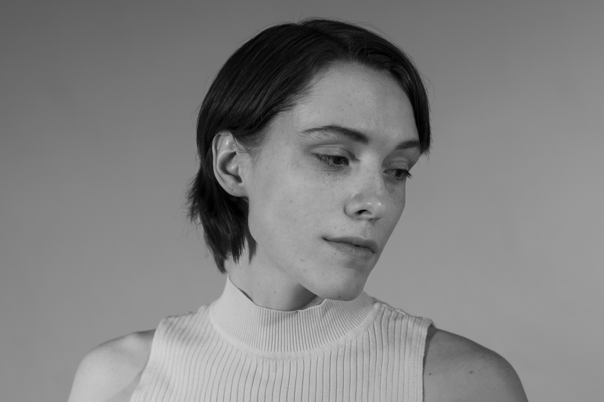 Black & White studio portrait session NYC. Alice Bell — Wedding photographer in New York