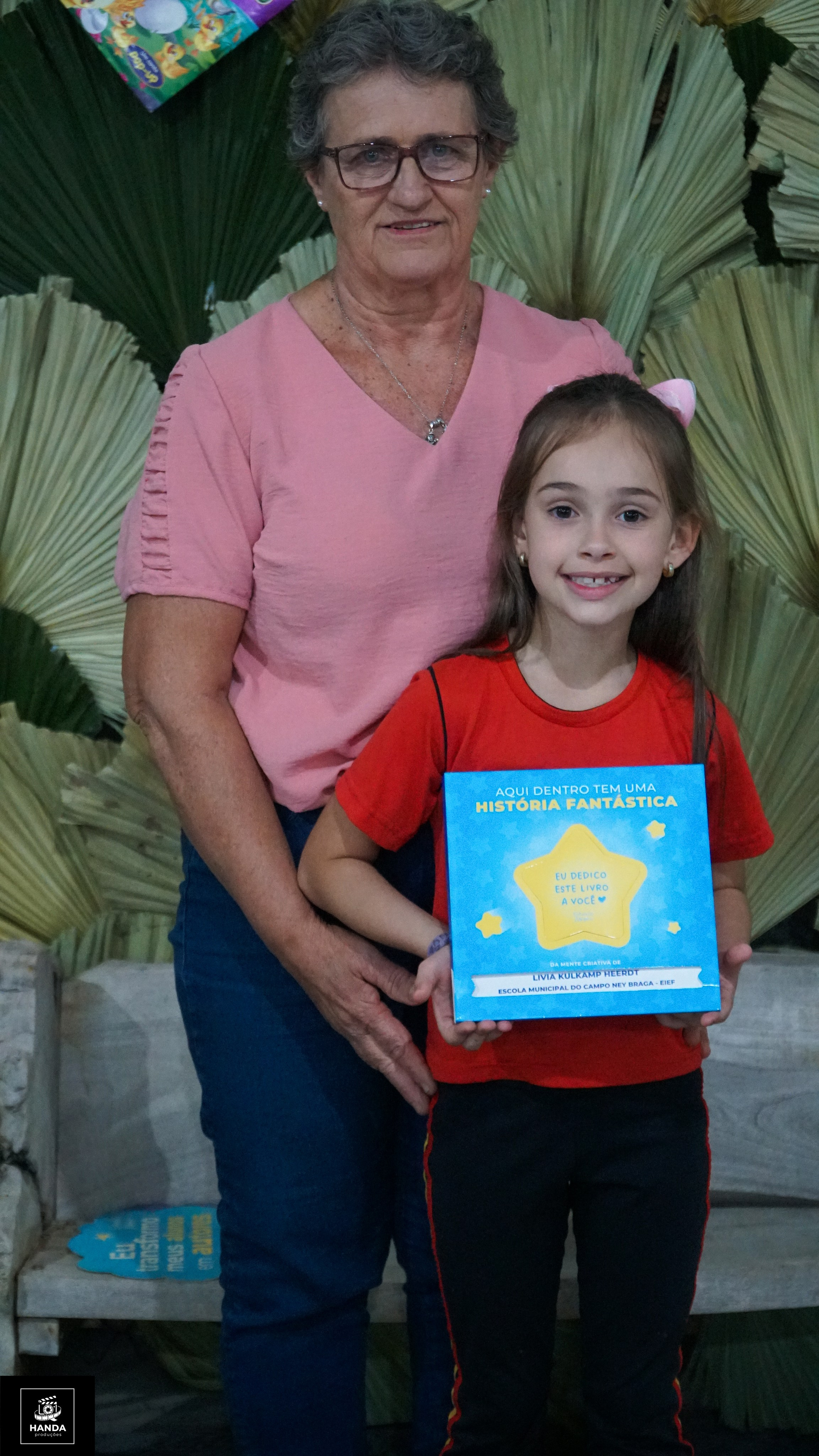 Noite autógrafos colégio Aurélio Buarque de Holanda. Handa Produções