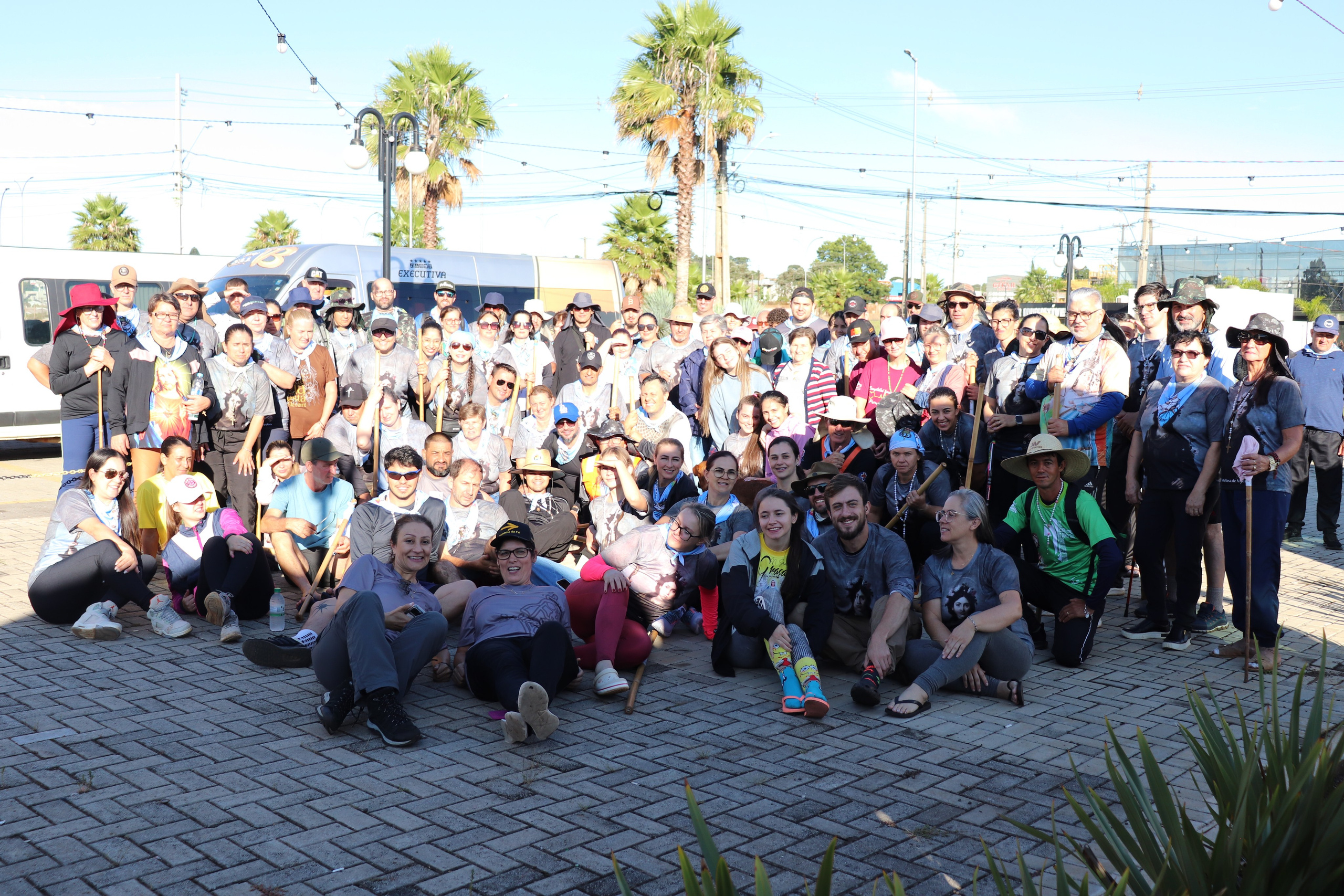 Peregrinação Nossa Senhora de Belém. Handa Produções