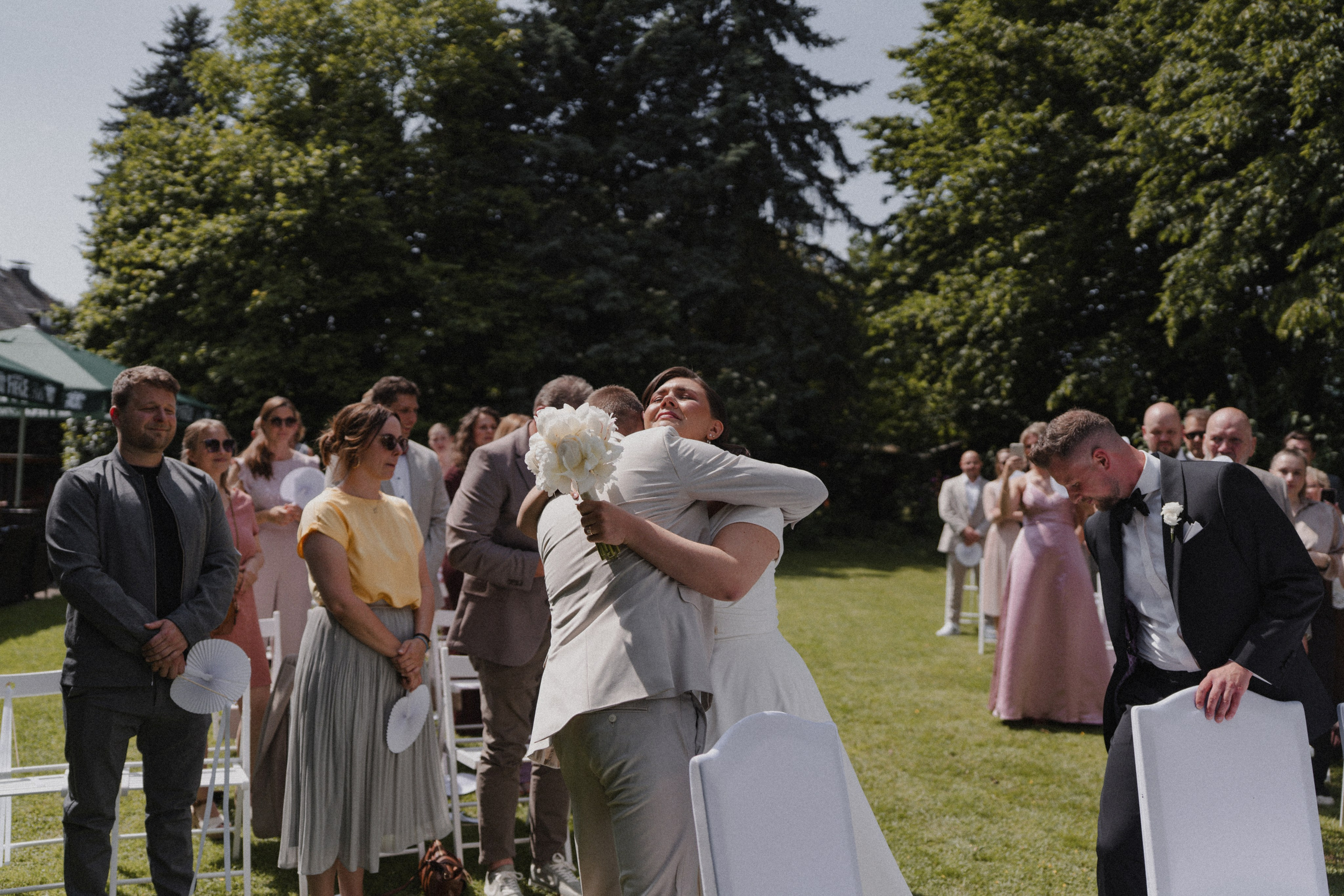 Jessica & Felix I Gesellschaft Harmonie Bochum. Hochzeitsfotografin Bochum | Halyna Reiche Fotografie NRW