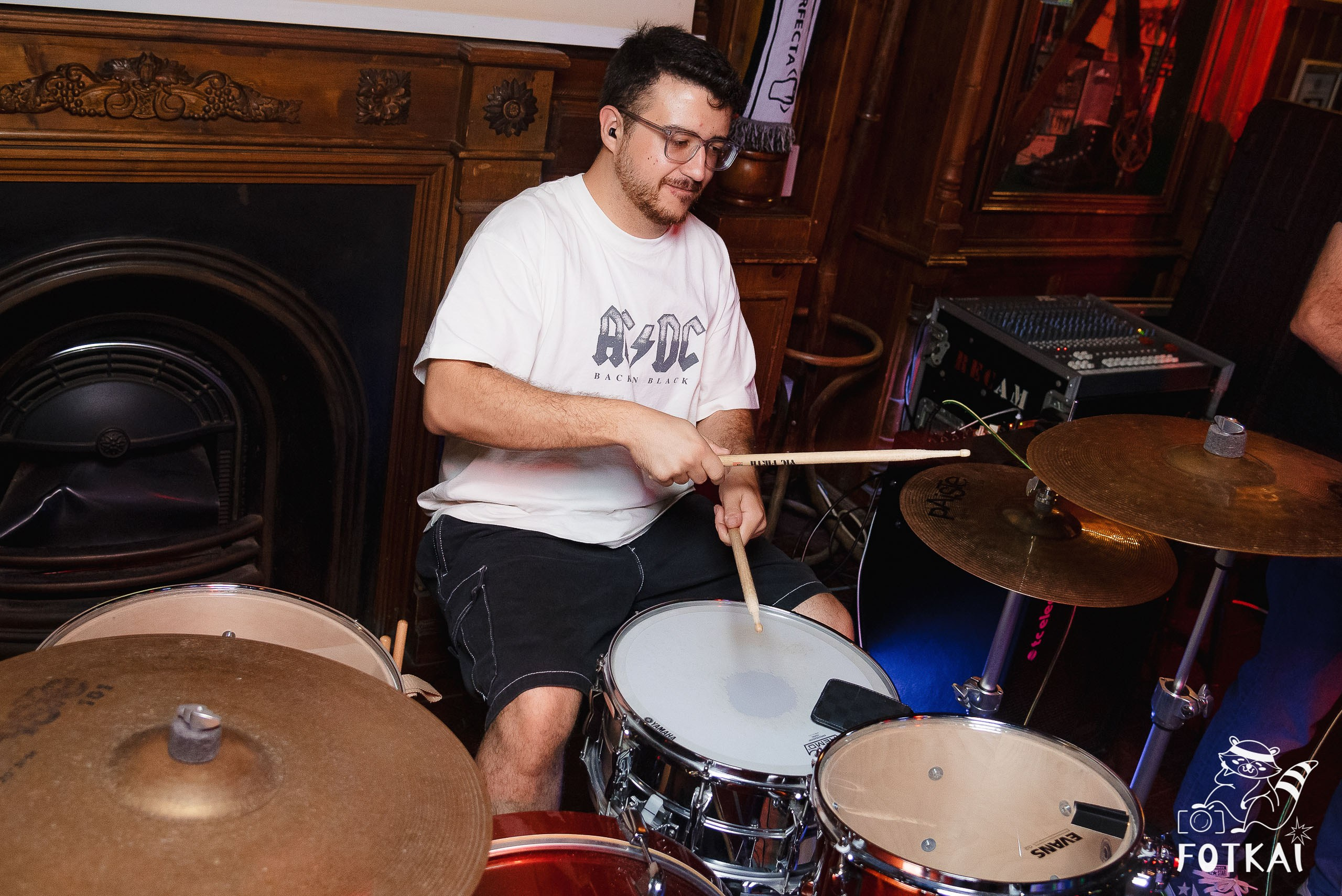 Bloody Mess en Shannon | Irish Pub: Reportaje fotográfico 15.08.25 | FOTKAI