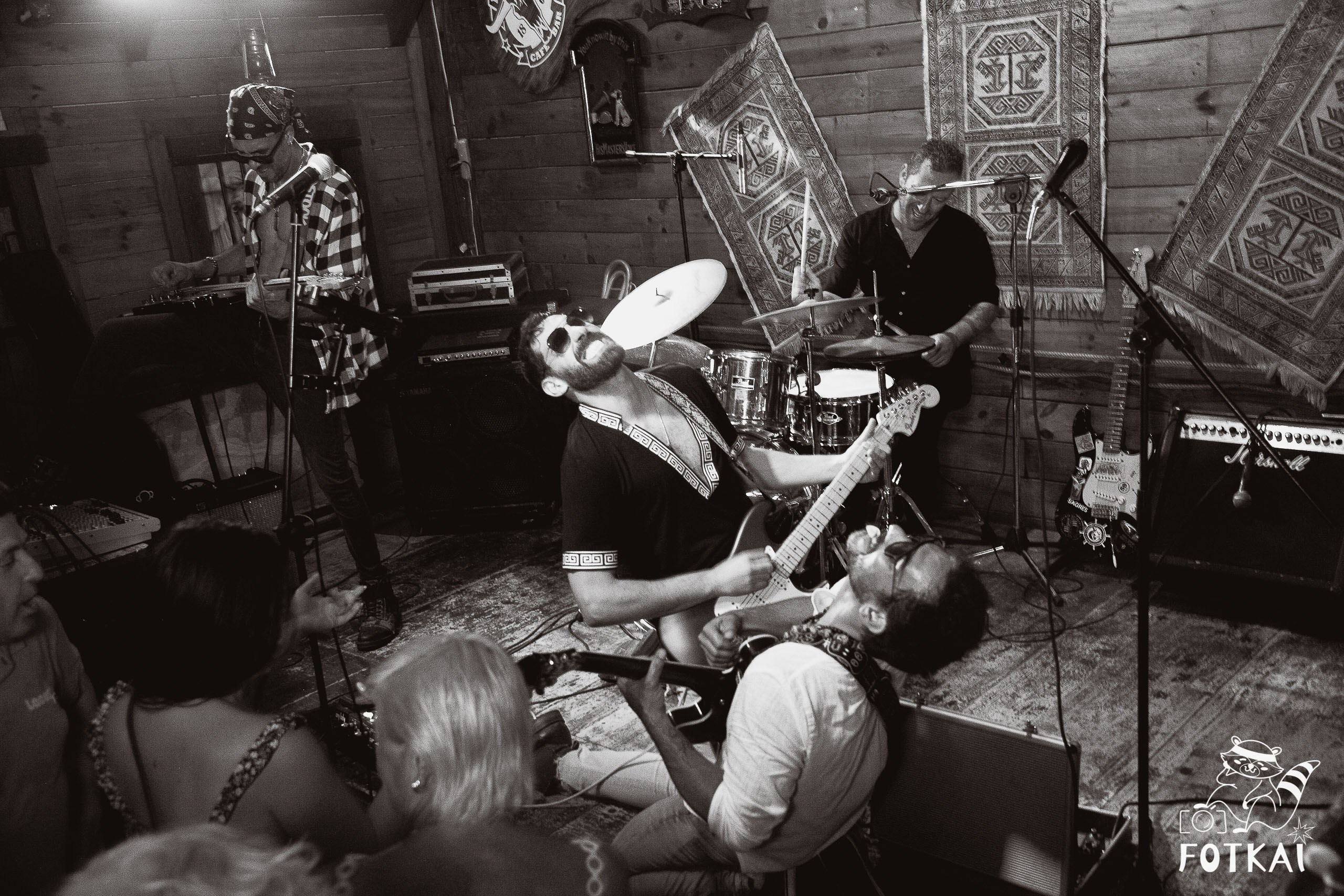 Stones of the Coast en El Paso Rock Bar Torrevieja: Reportaje fotográfico 20.09.25 | FOTKAI