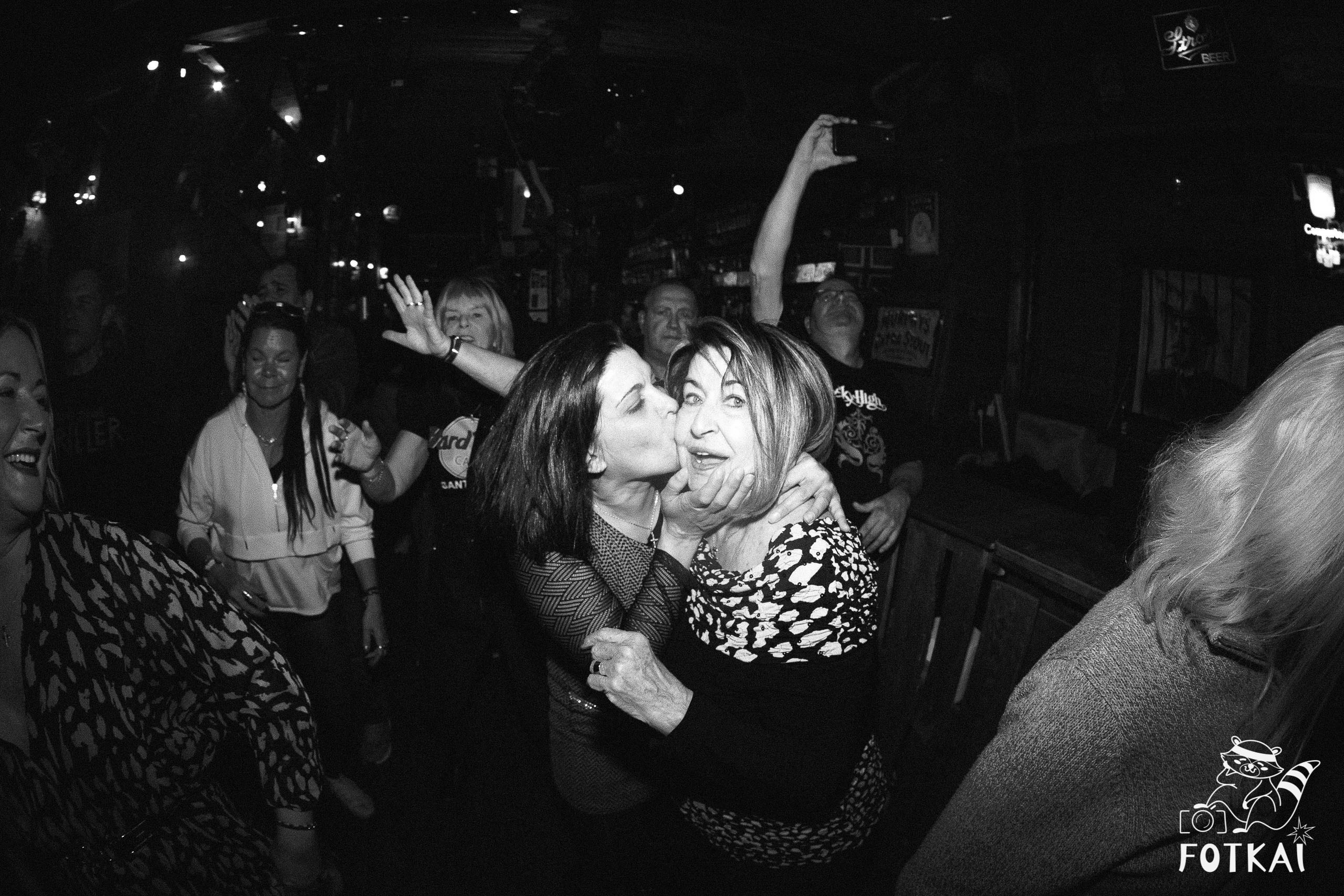 Dirty Picks en El Paso Bar Torrevieja: fotorreportaje punk y garage rock · 24 de enero | FOTKAI