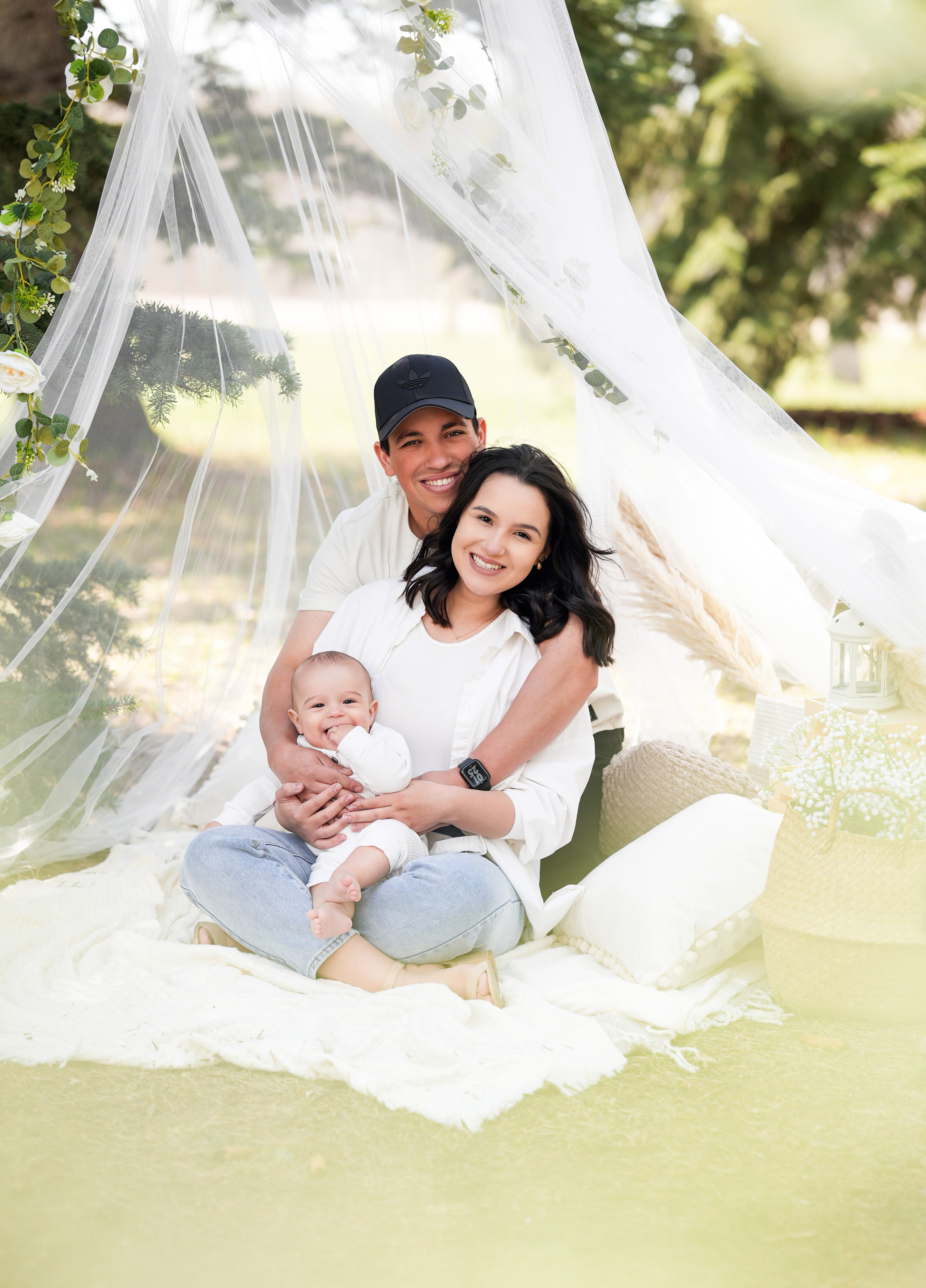 Mother Photo Day. Pashynska Photography | Calgary Wedding & Family Photographer