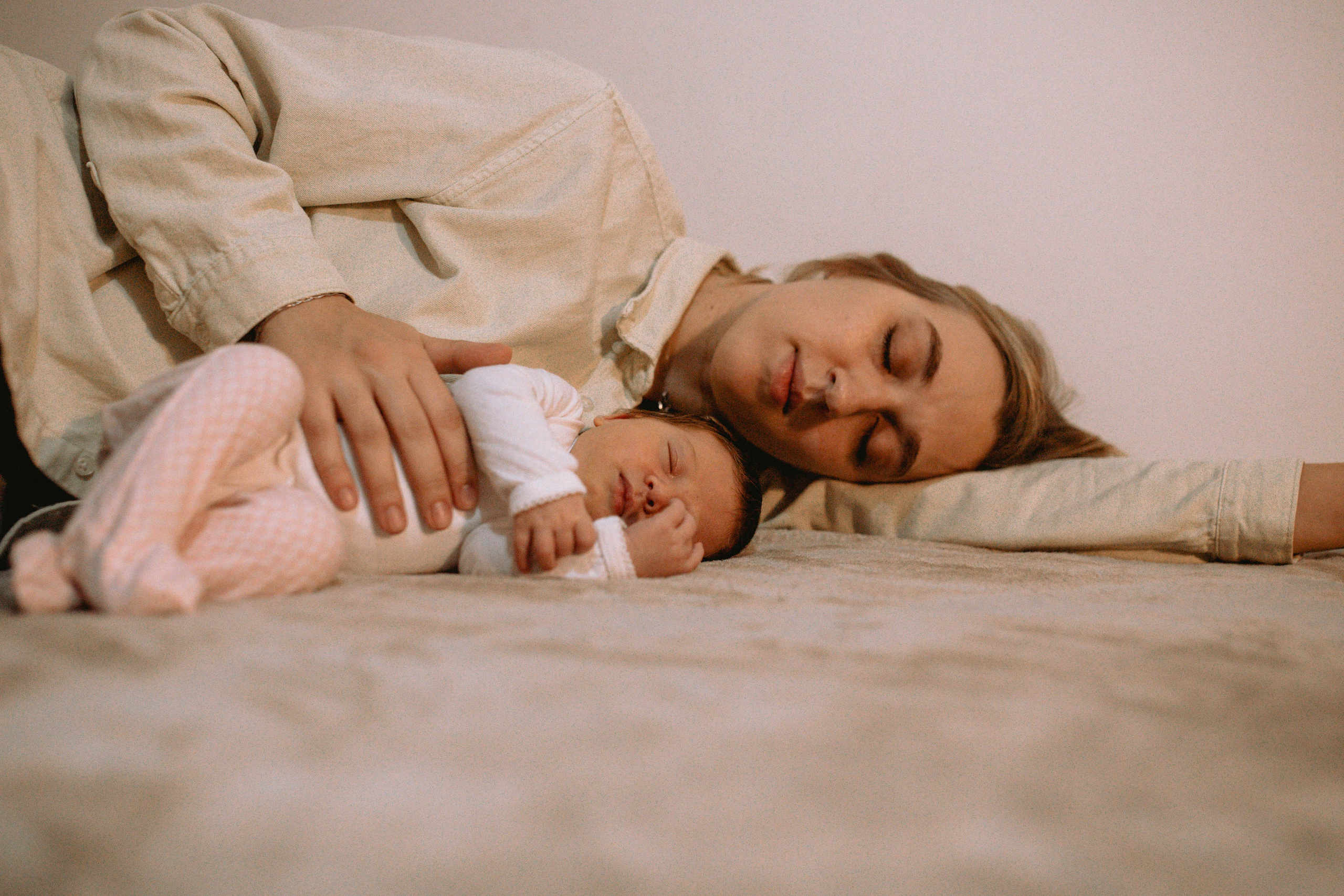 HOME PHOTOSESSION NEWBORN. Https://shi-photo.com/