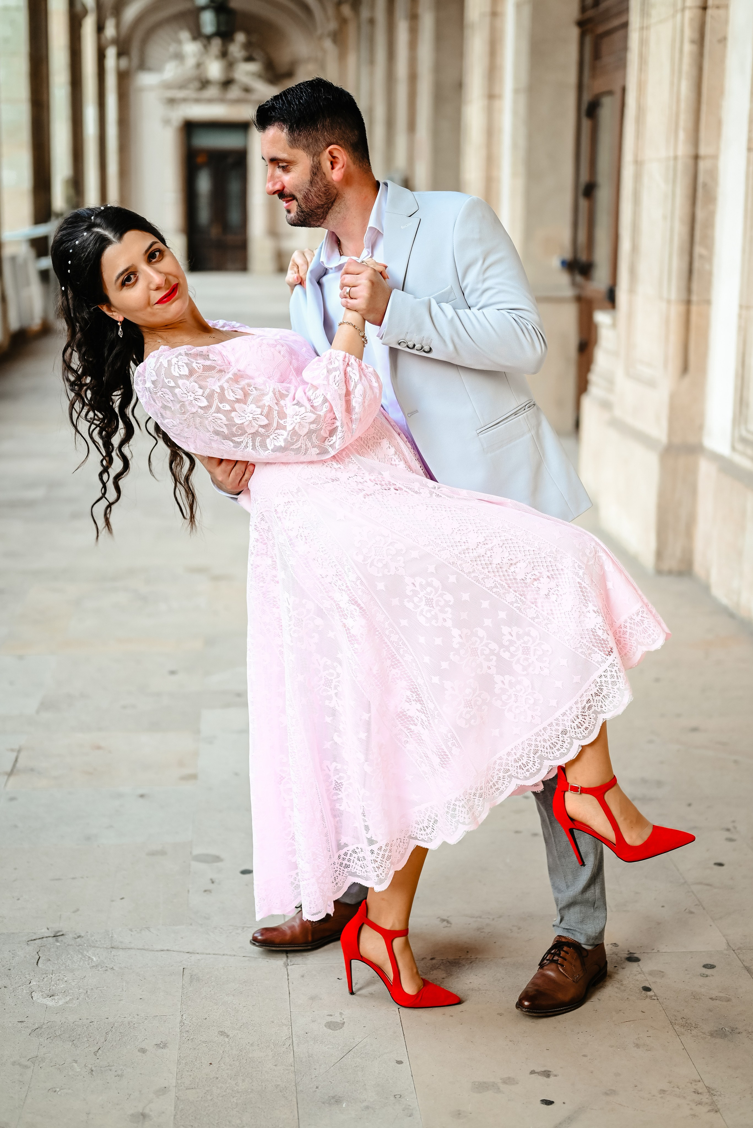 Ședința maternitate Alexandra si Andrei, Calea Victoriei. Ana Maria Dragan Fotograf Evenimente