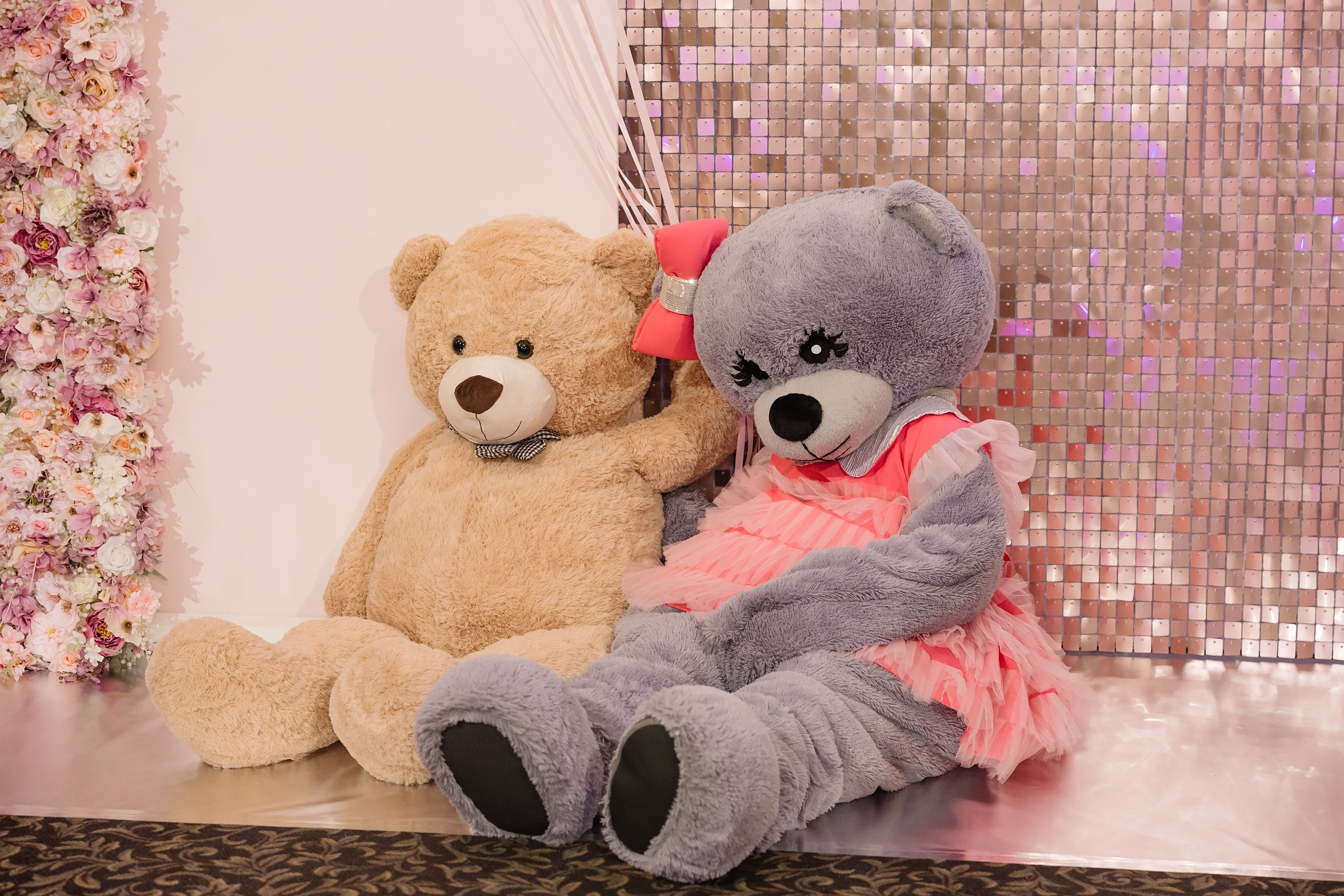 04.13.2025 First birthday. Wedding family event photographer in Chicago Nick Yushevich