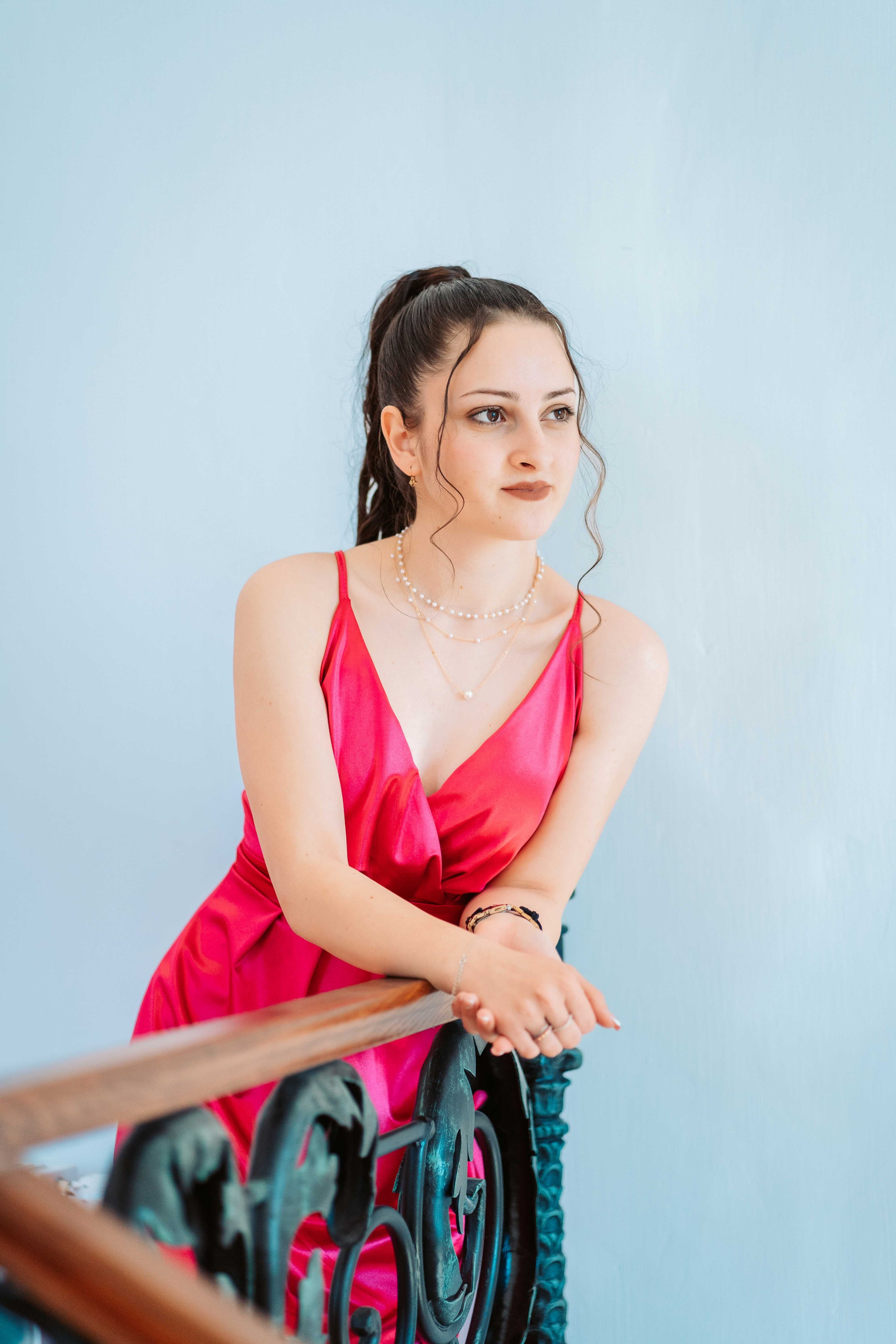 12F — Pedagogic. Contrast Studio