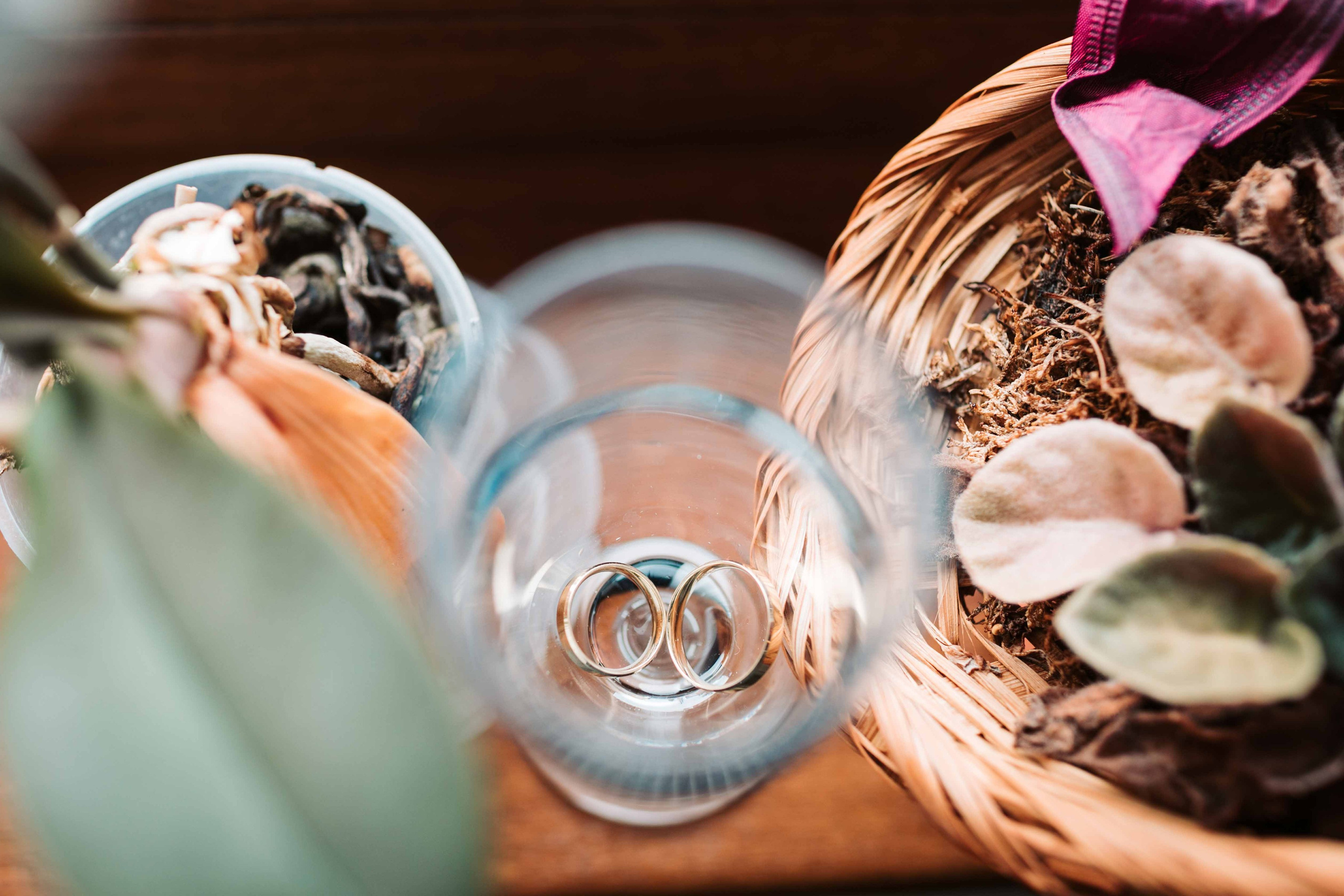 Andreea & Răzvan. Contrast Studio