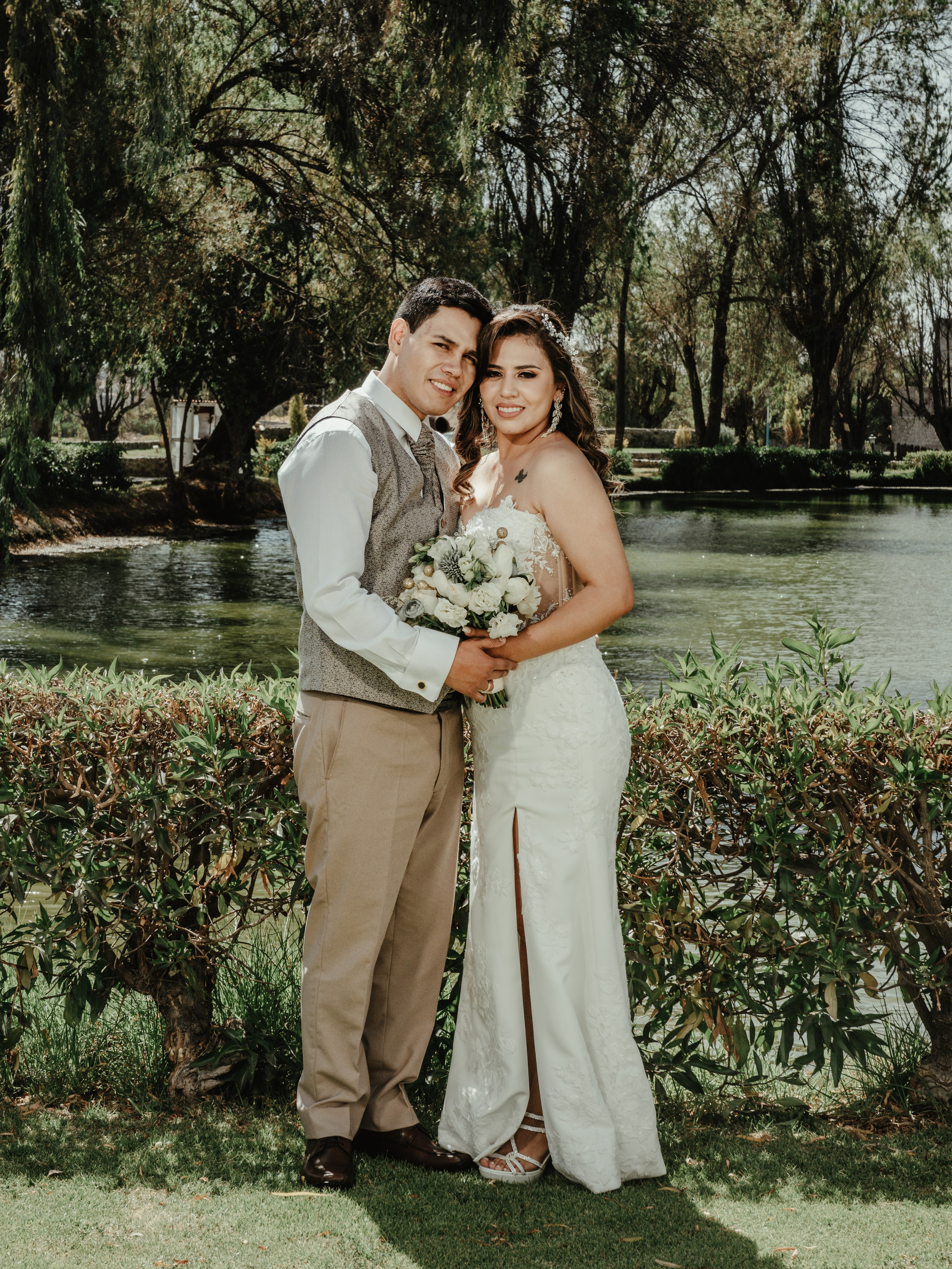 CARLA Y MARIO BODA RELIGIOSA. Studio KVTA | Fotografía y Video de Bodas en Arequipa