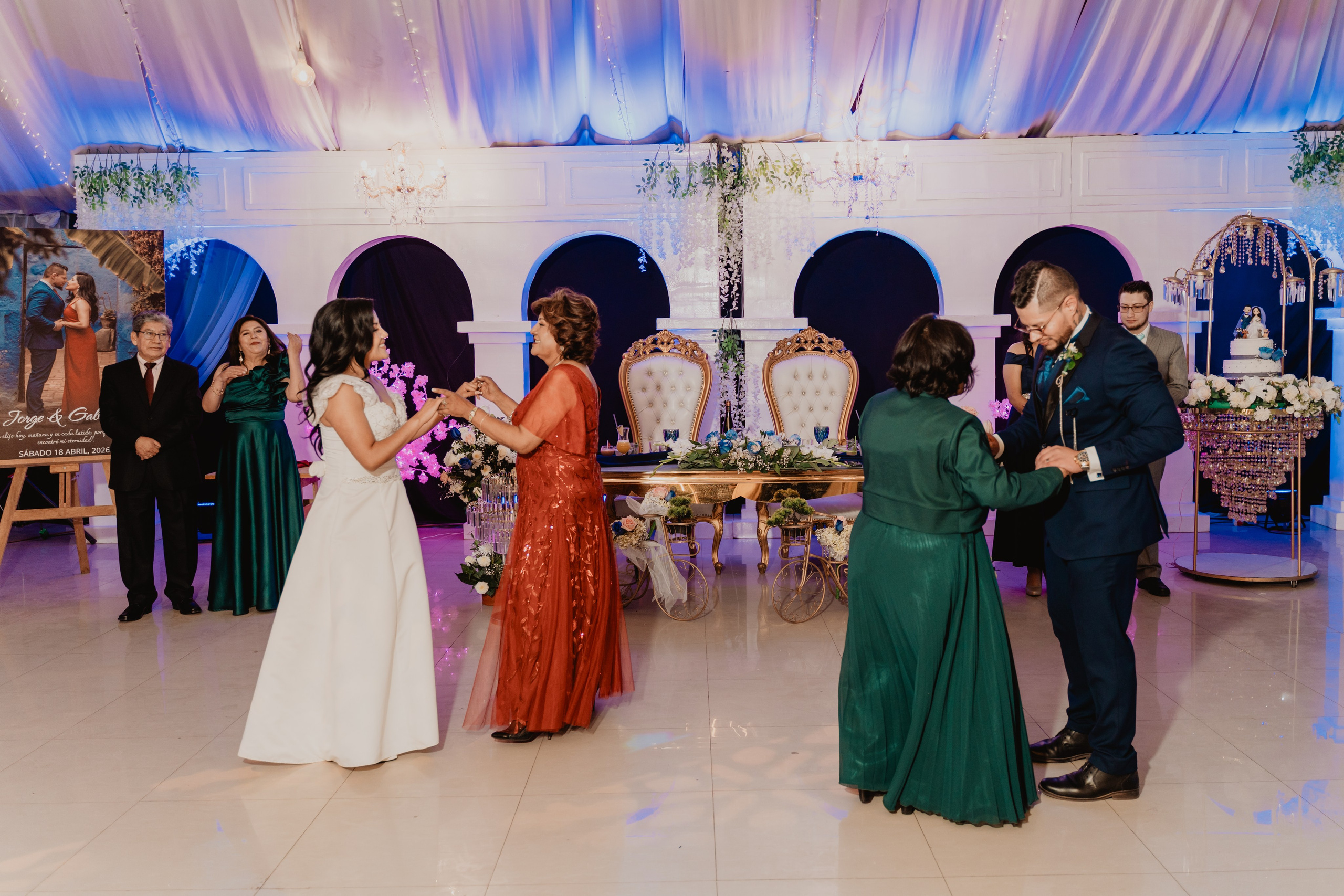 GABRIELA + JORGE | BODA CIVIL RELIGIOSA. Studio KVTA | Fotografía y Video de Bodas en Arequipa