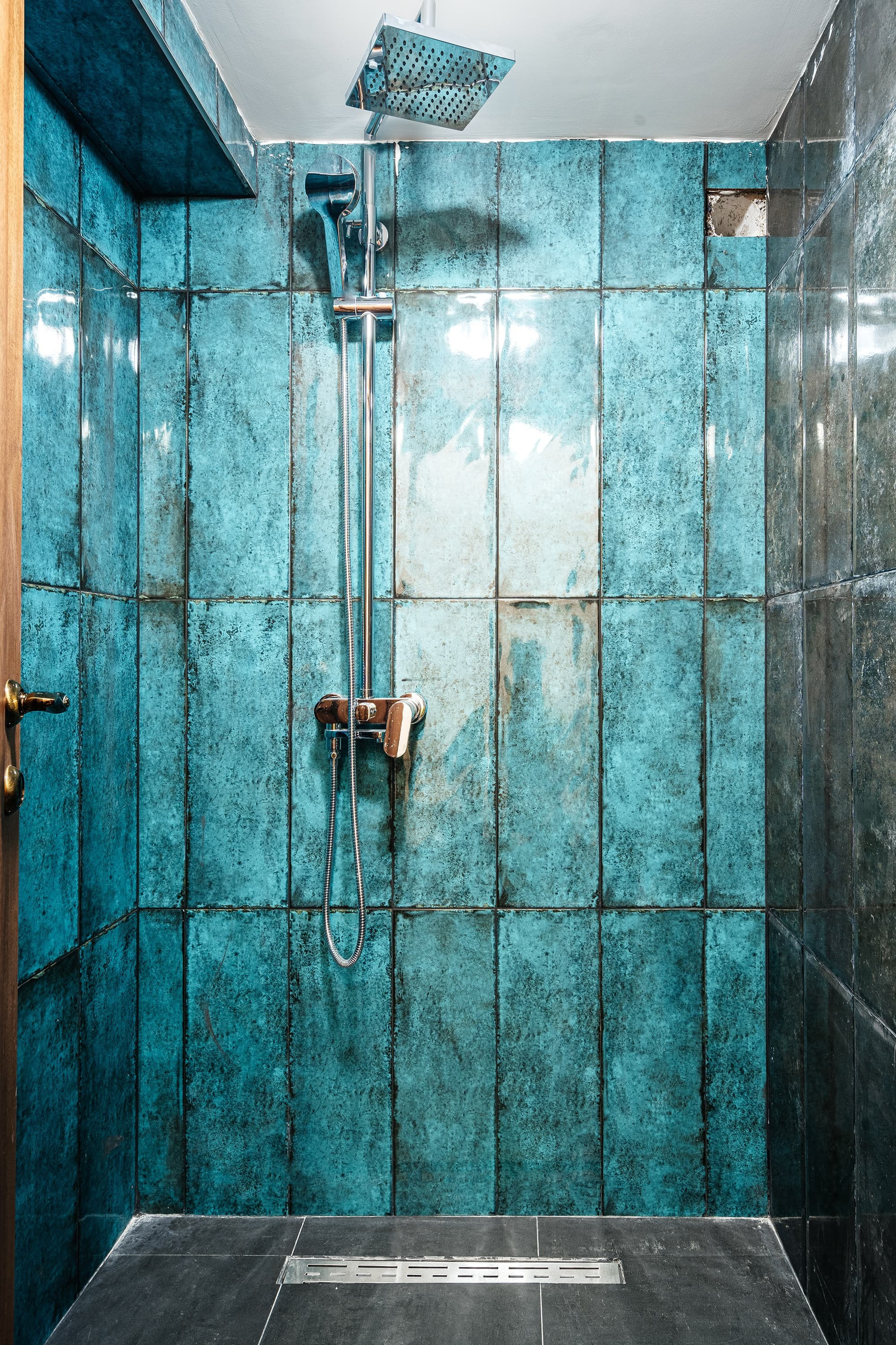 Real Estate Photography. Montenegro. EVAN ARISTOV WEDDING PHOTOGRAPHY — Seattle Wedding Photographer