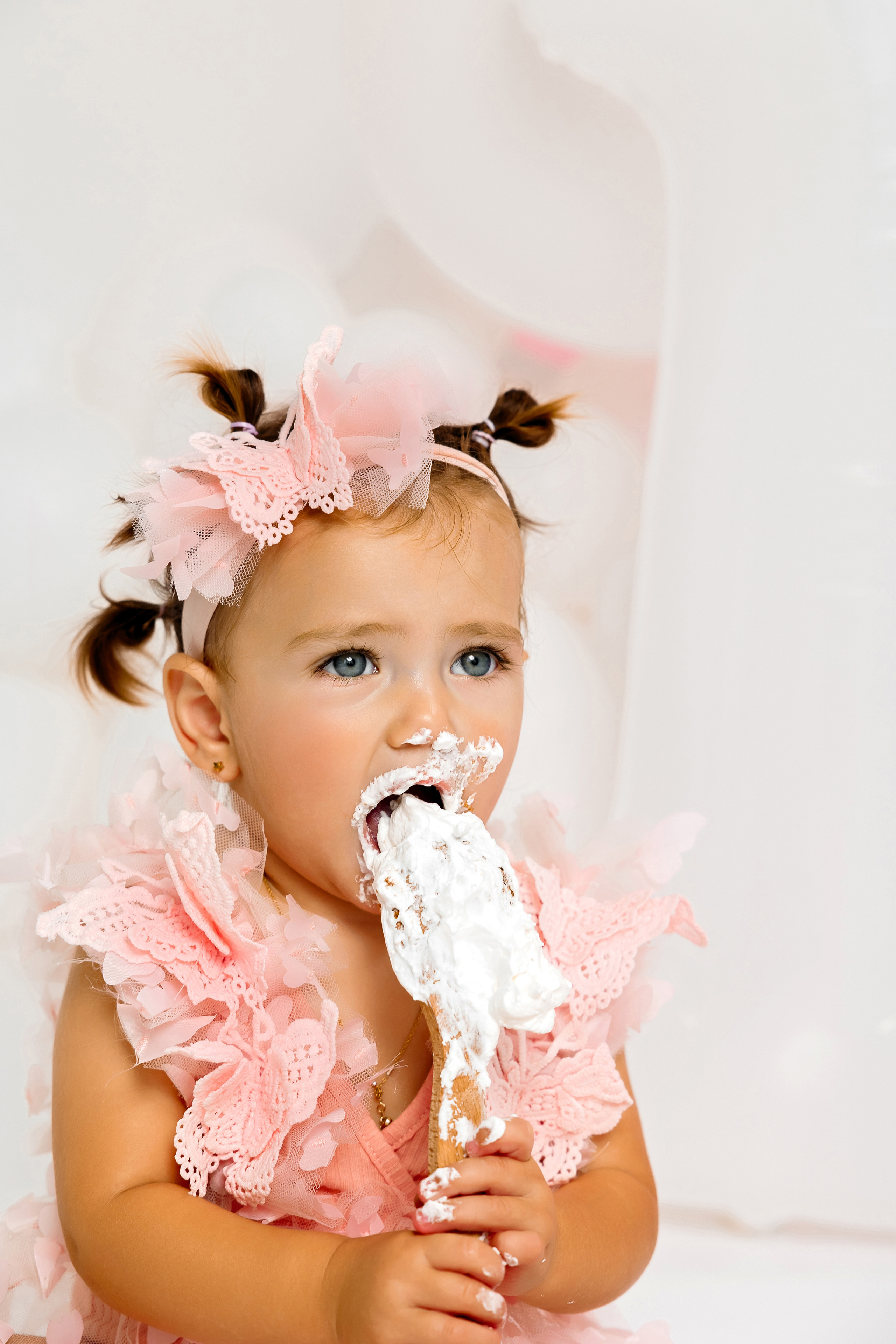 Smash Cake. Фотограф Ирина Йотова