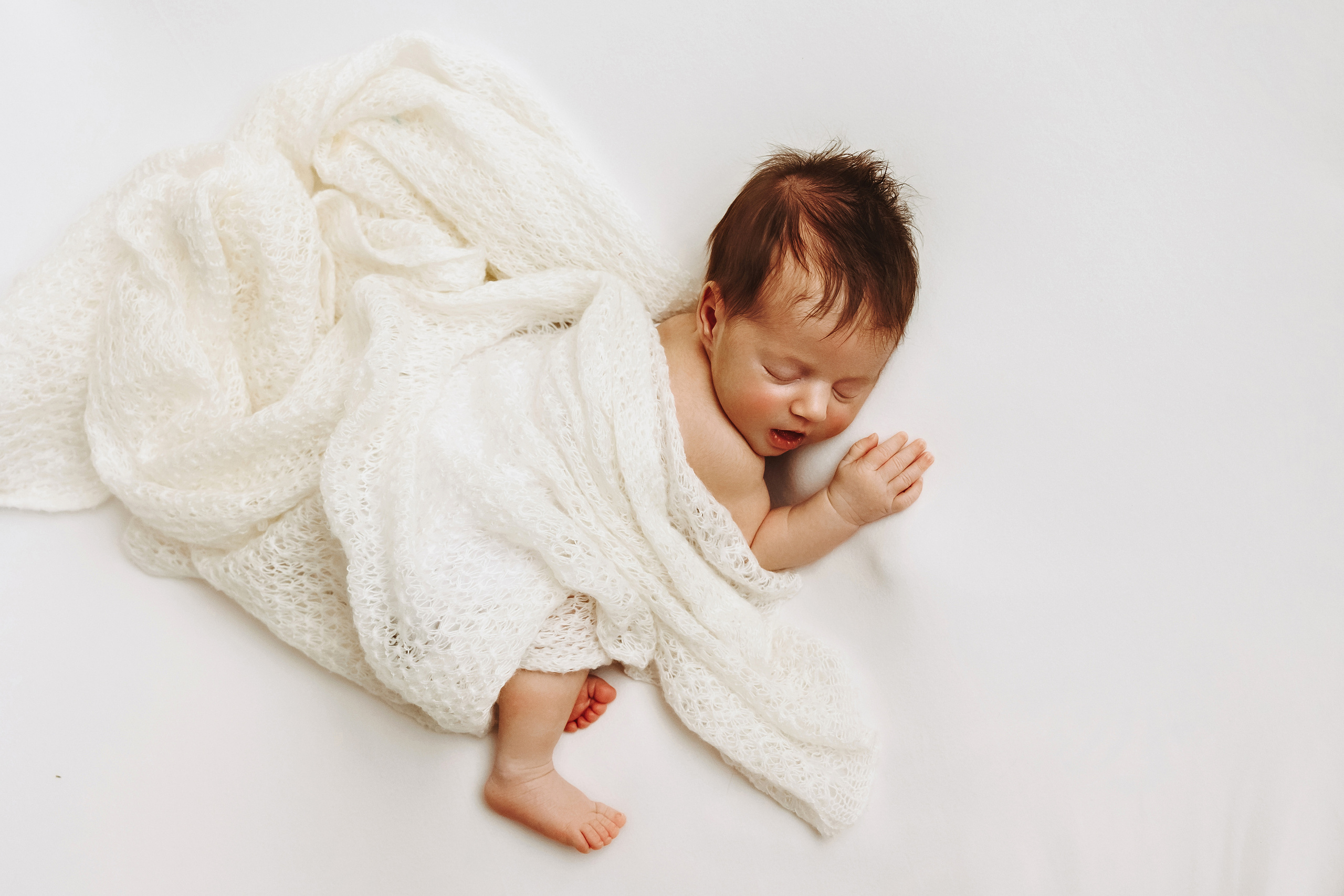 Newborn Girl. Фотограф Ирина Йотова
