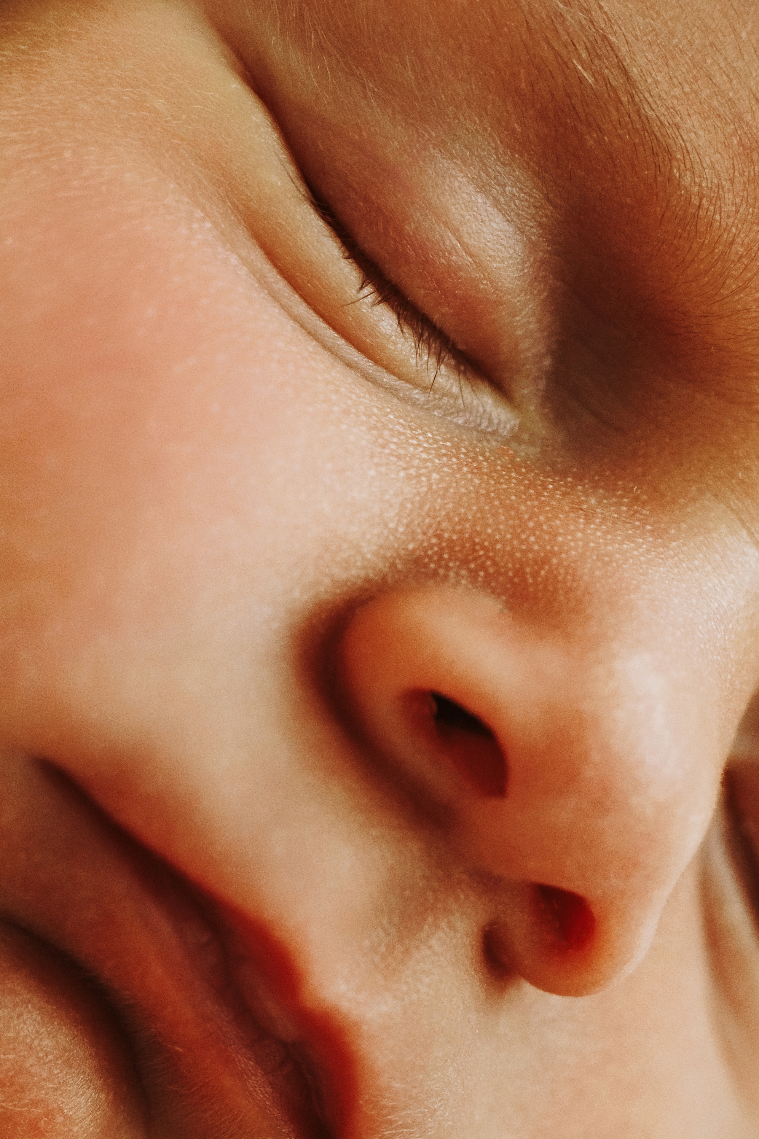 ПРОФЕСИОНАЛНА ФОТОСЕСИЯ newborn. Фотограф Ирина Йотова