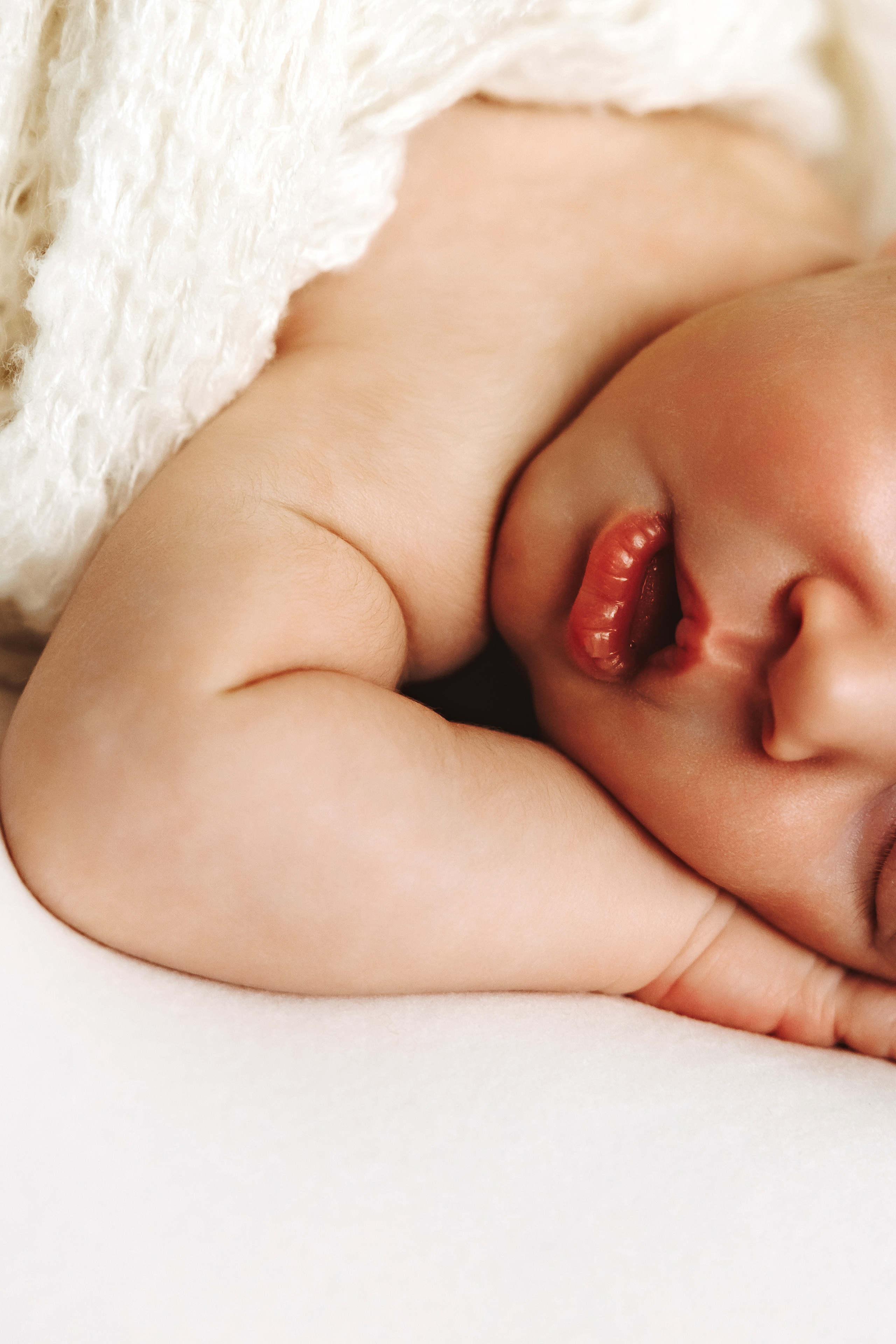 ПРОФЕСИОНАЛНА ФОТОСЕСИЯ ЗА НОВОРОДЕНИ , Фотосесия за новородени и бебета