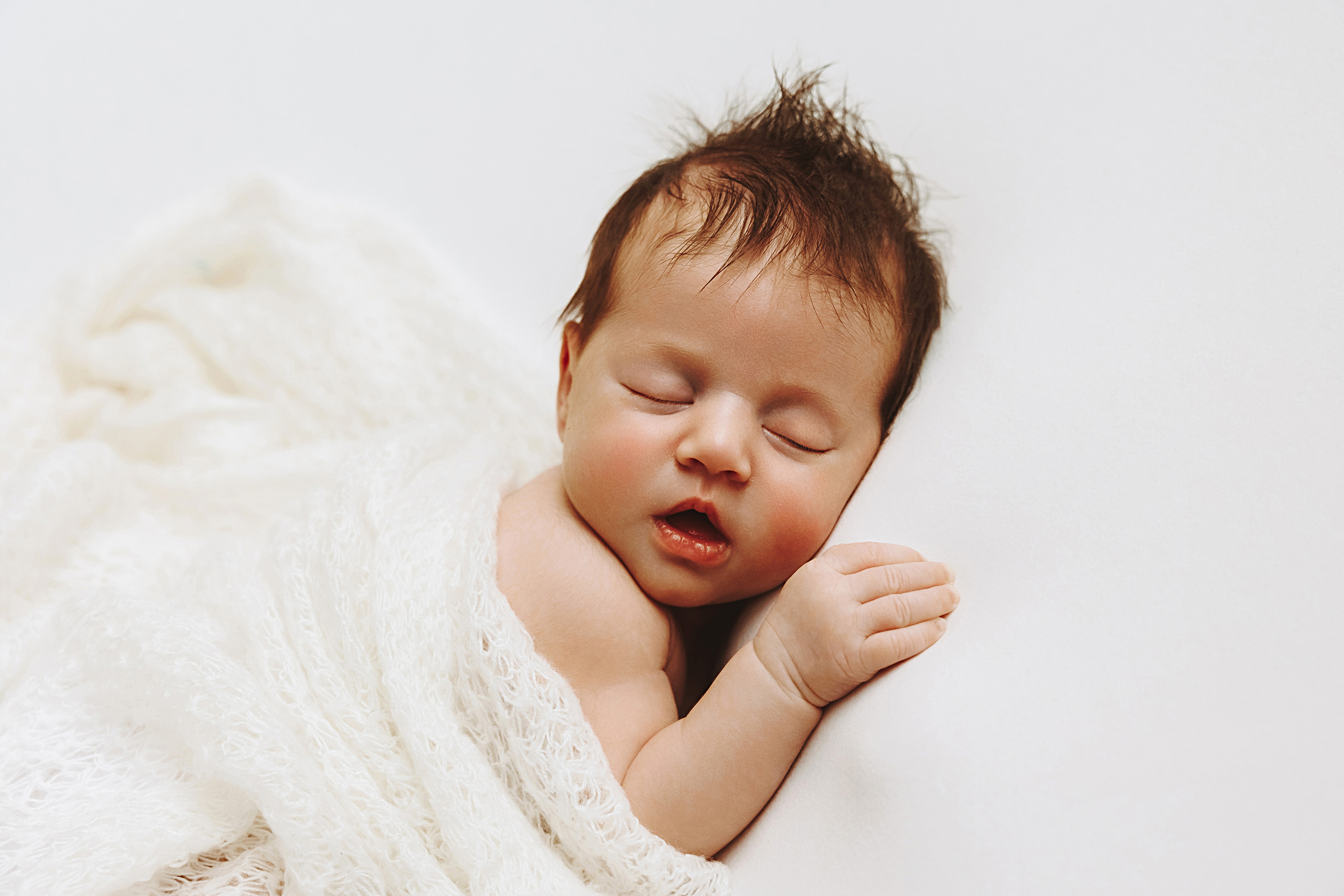 Newborn Girl. Фотограф Ирина Йотова