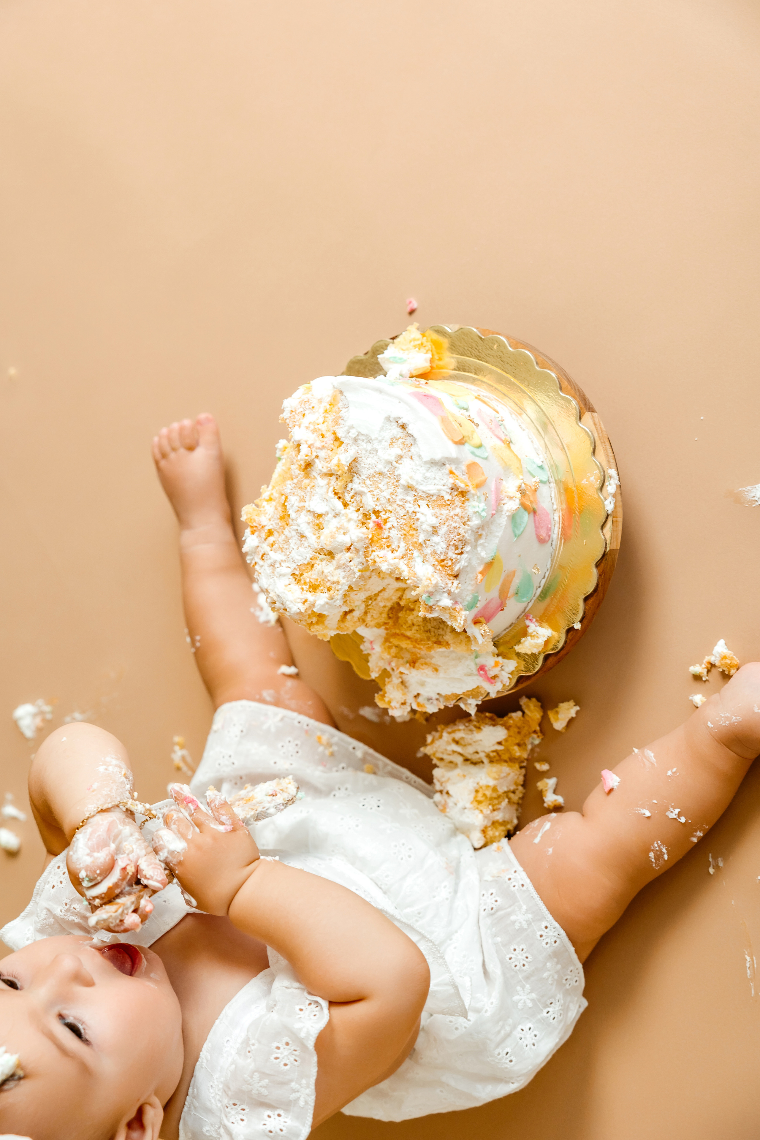 Smash Cake. Фотограф Ирина Йотова