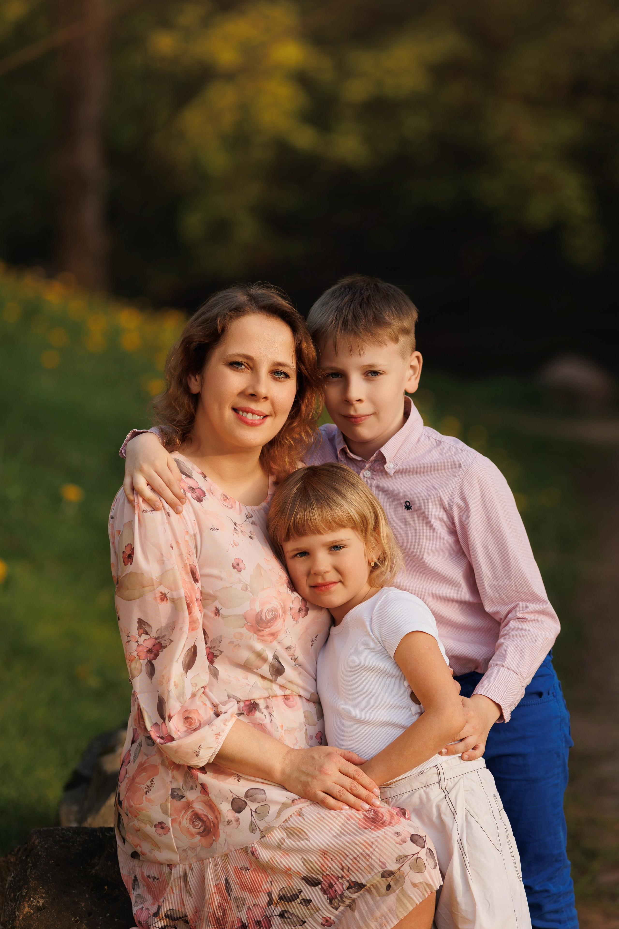 Рядом с мамой. Family photographer in Vilnuis Svetlana Naumova