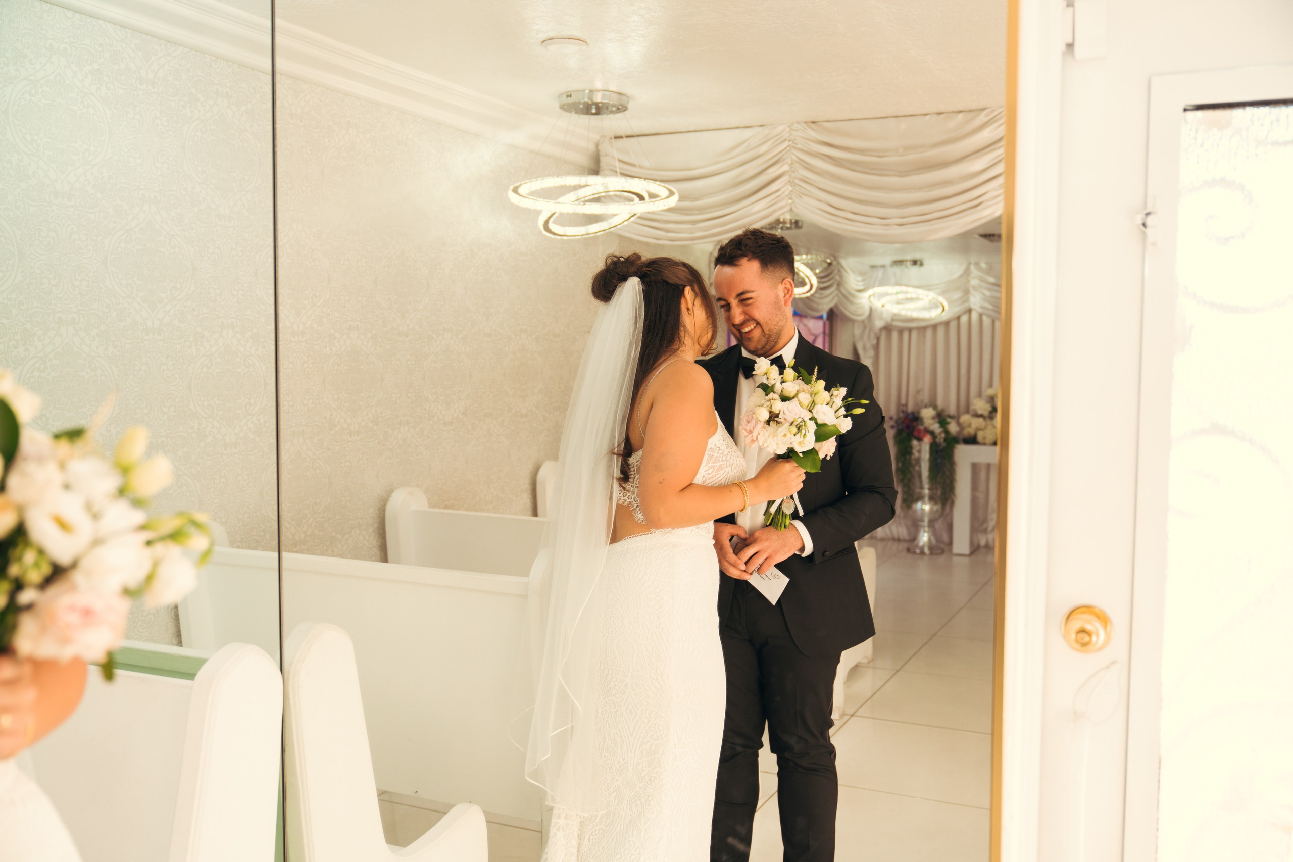 Georgia&Kyran. Wedding & elopement photographer Viktoriya Kravtsov. Las Vegas