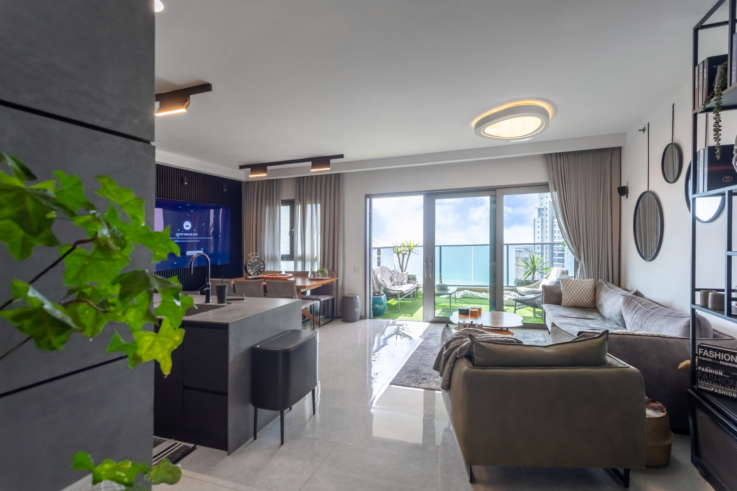 Photographer of property interiors in Israel for Booking and Airbnb