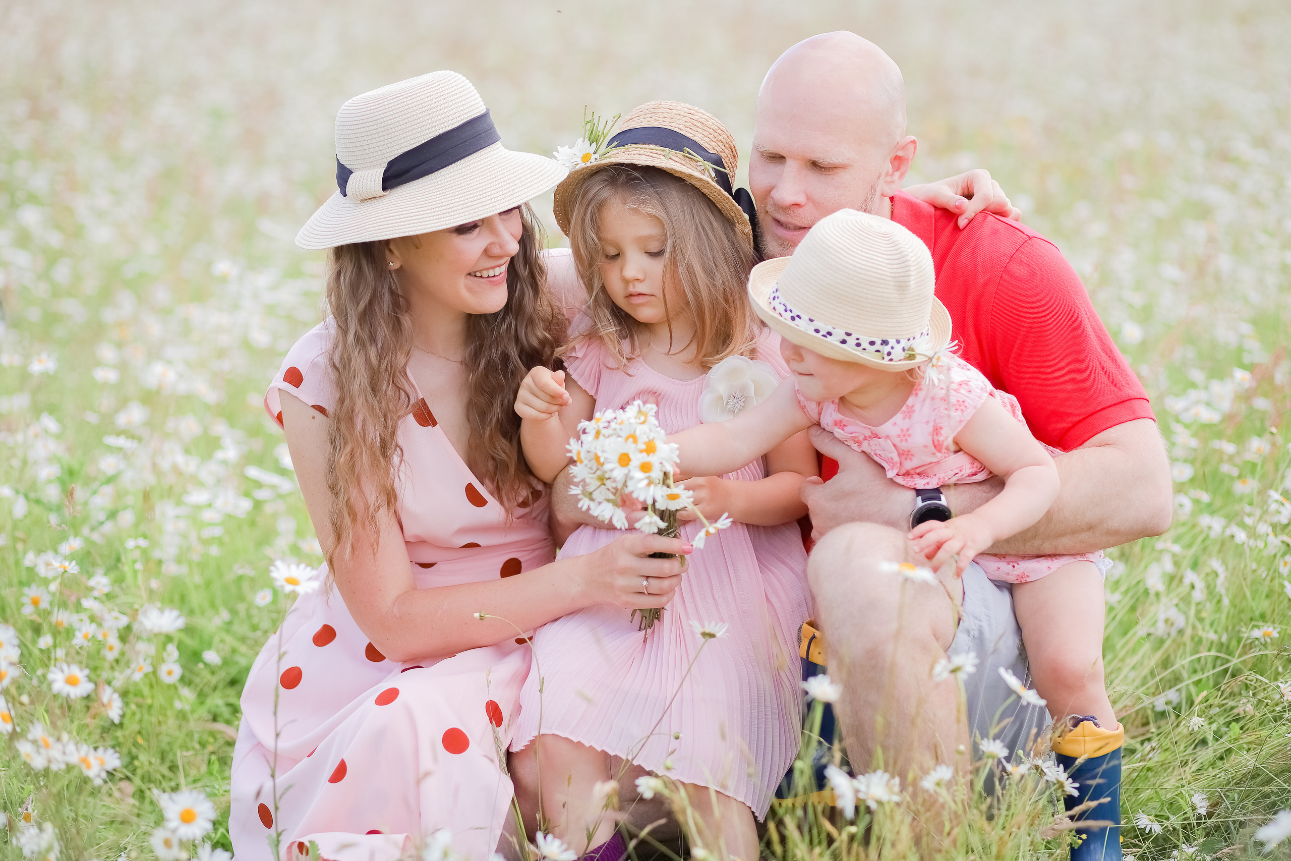 Daisies. Family & children’s photographer in Herts & West London Iryna Blair
