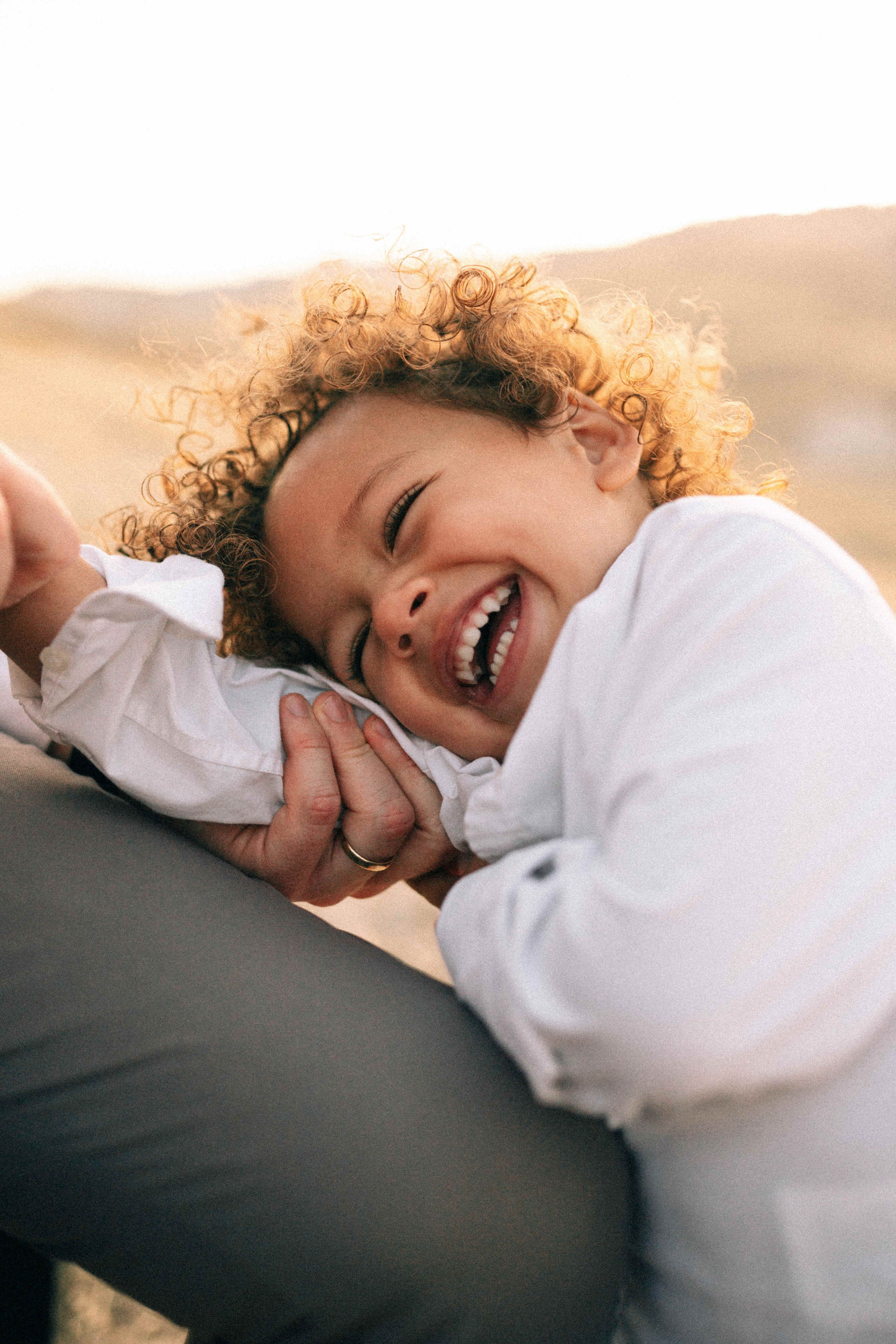 PHOTO SESSION IN THE DESERT NEAR MAALE ADUMIM. PHOTOGRAPHER IN ISRAEL