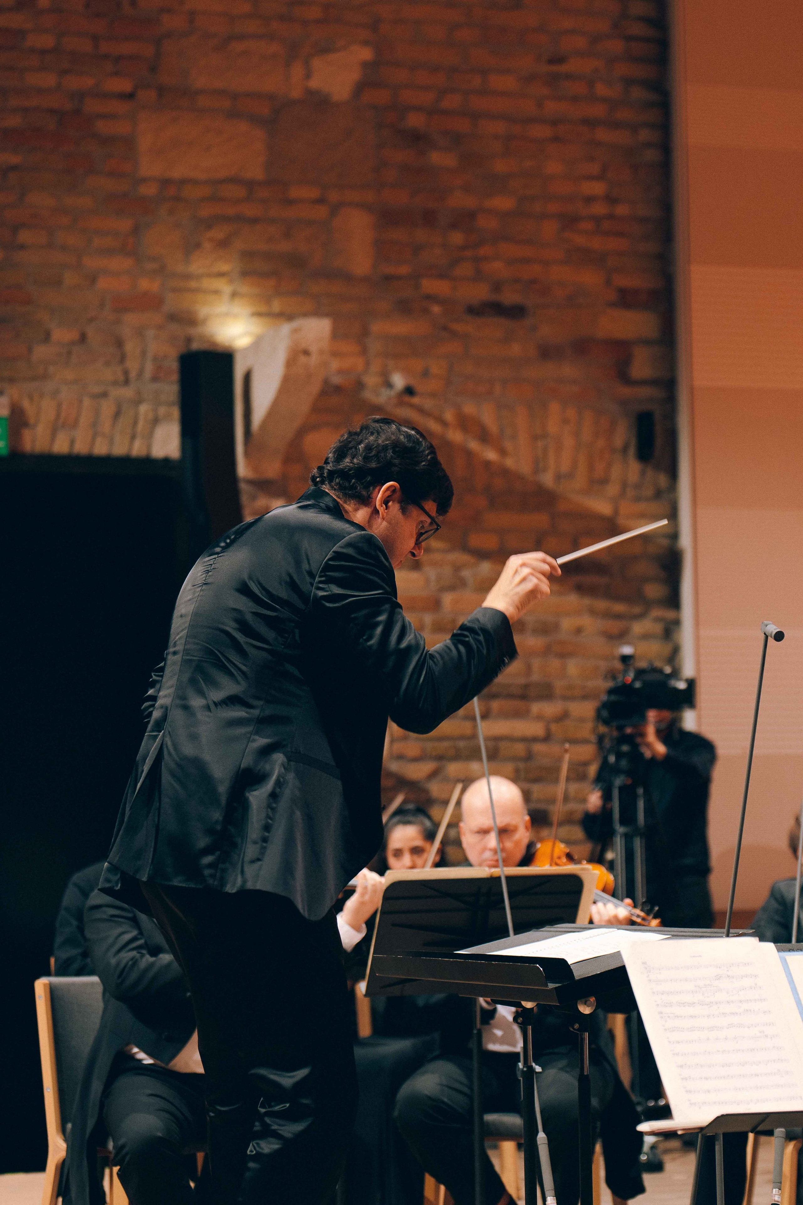 BUDAPEST MUSIC CENTER. Wedding&Event photographer Ismail Rzayev in Baku