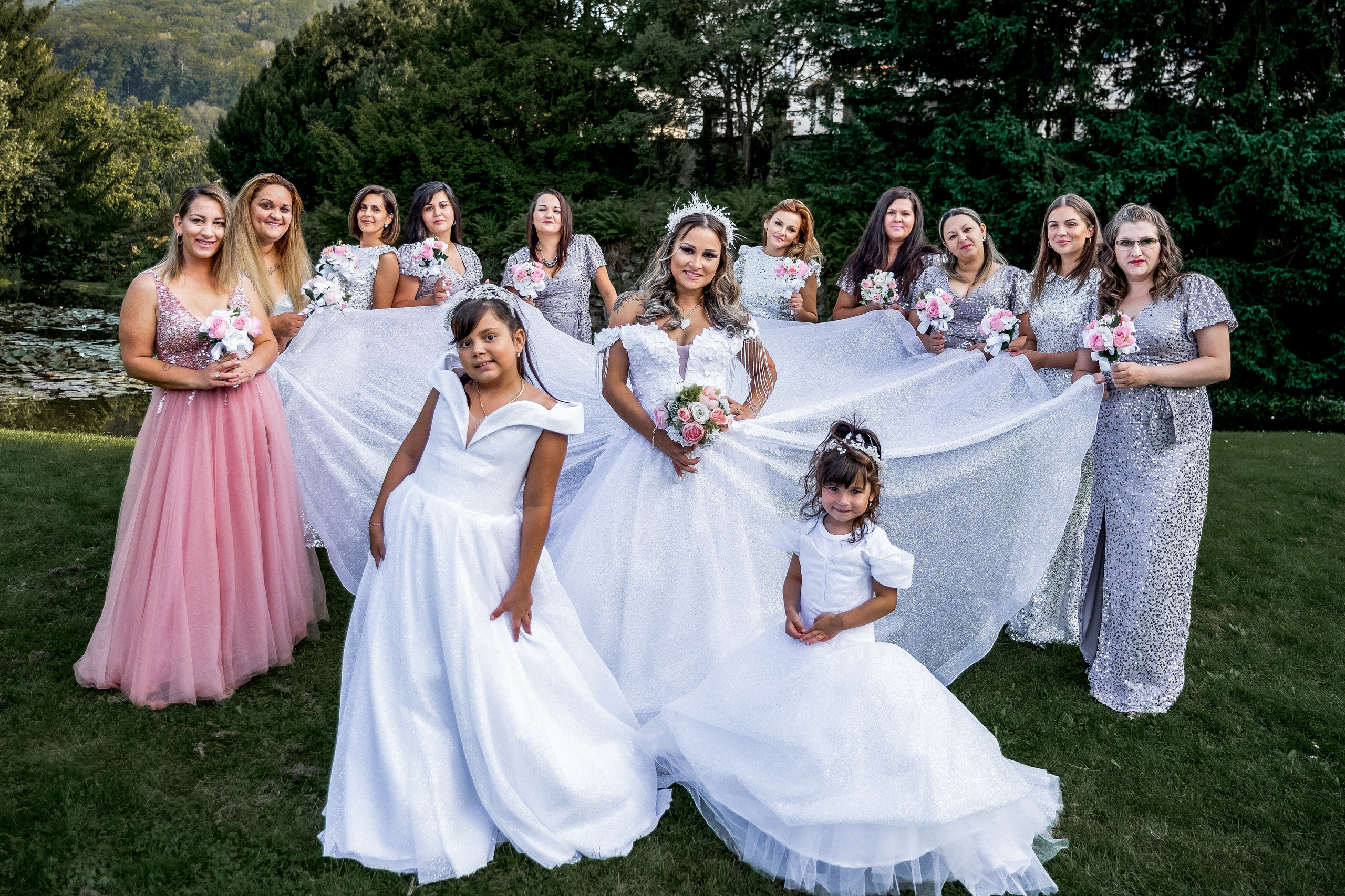 Pavel & Yveta. Svatební fotograf a kameraman v Česku a po celé Evropě — Teplice, Ústí nad Labem, Praha, Drážďany