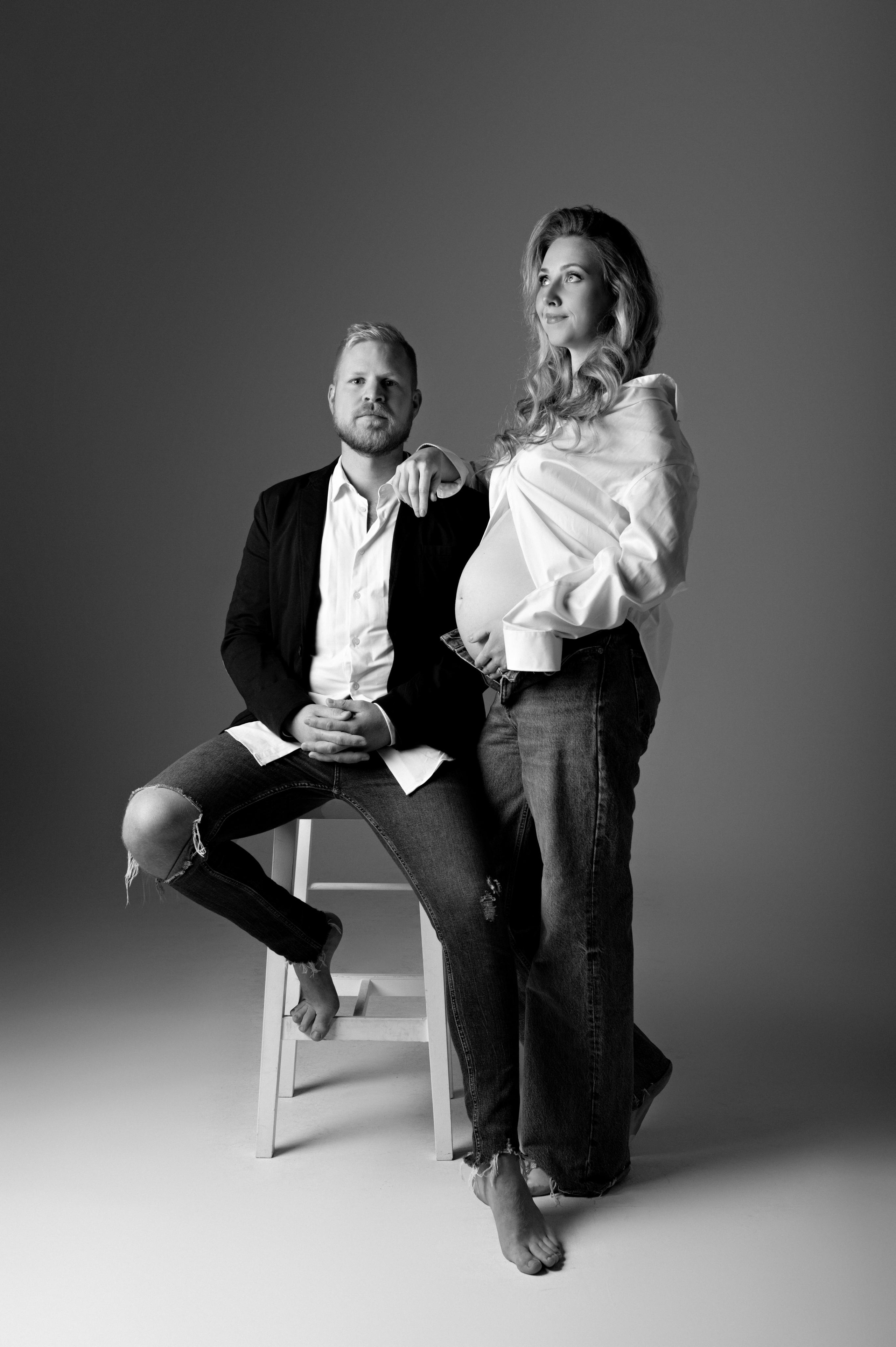 Lucia & Adam. Krása tehotenstva v objektíve — Maria Milosovic, tehotenská fotografka