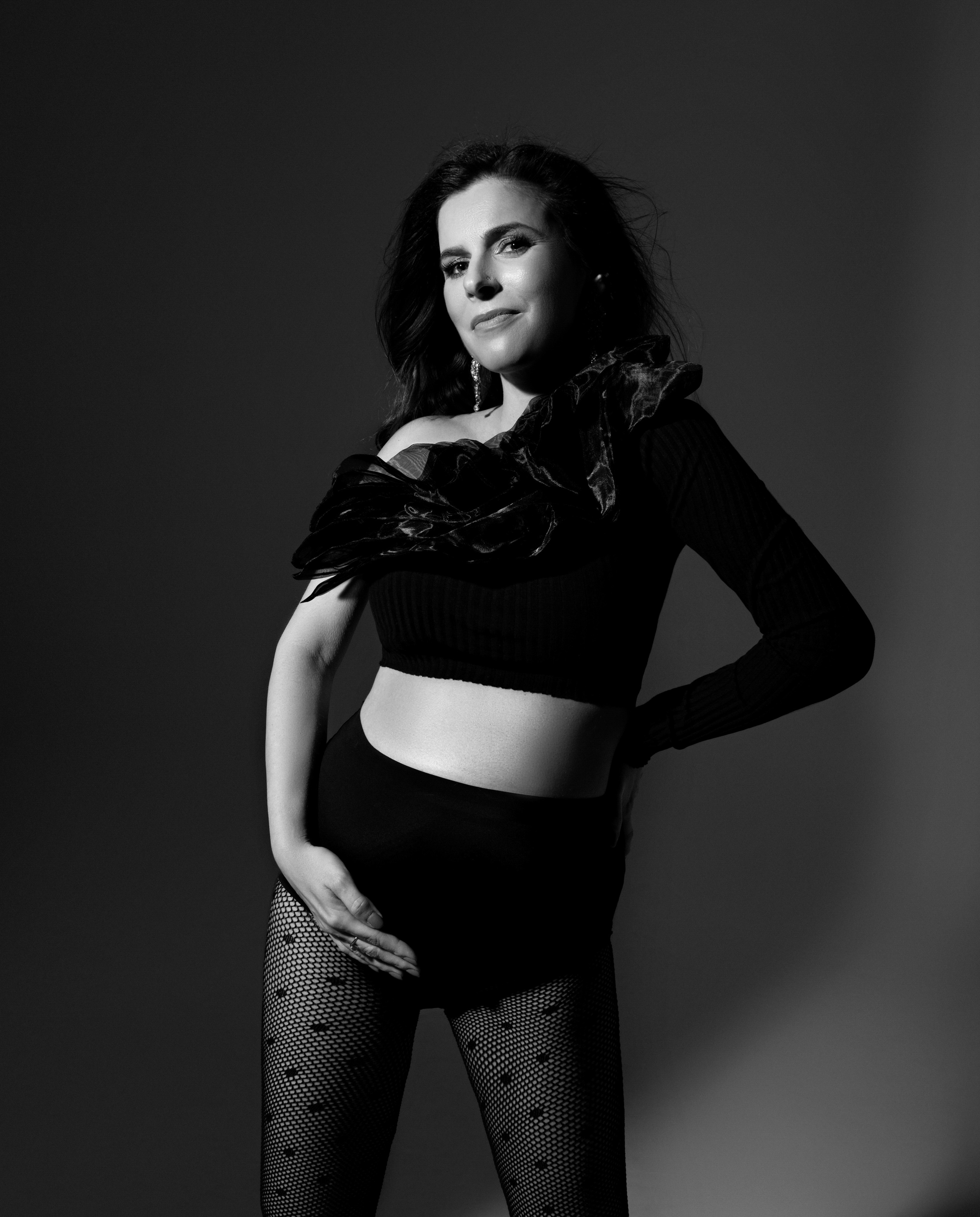 Michaela. Krása tehotenstva v objektíve — Maria Milosovic, tehotenská fotografka