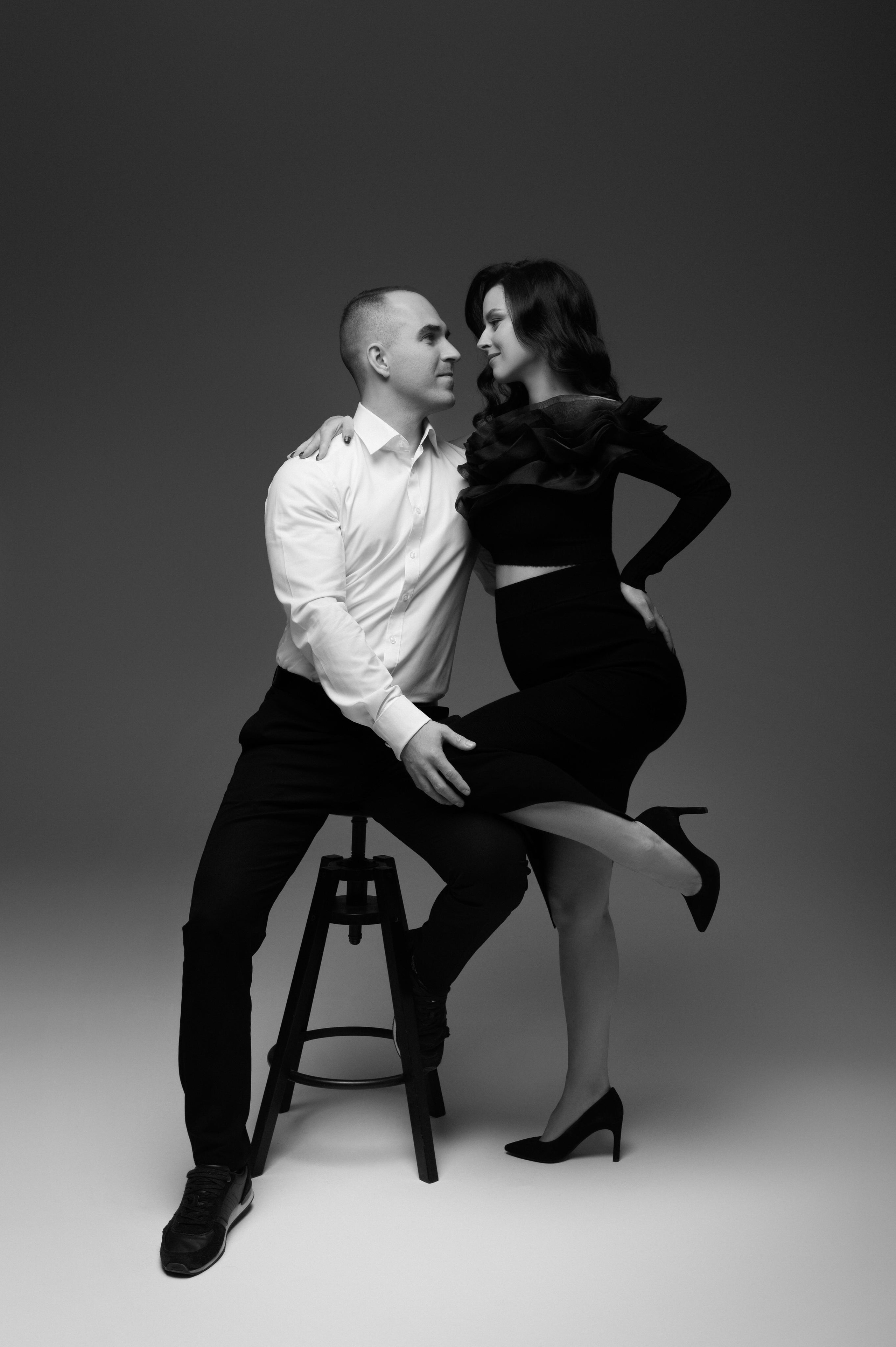 Emilia & Ondrej. Krása tehotenstva v objektíve — Maria Milosovic, tehotenská fotografka