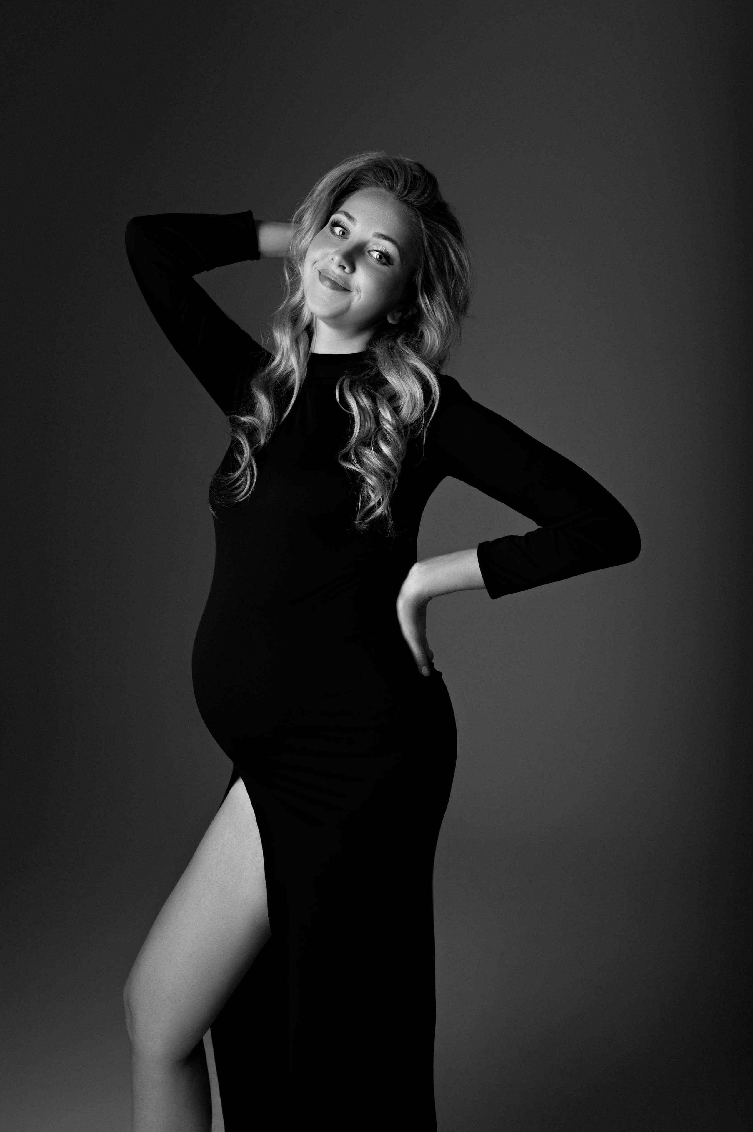 Lucia & Adam. Krása tehotenstva v objektíve — Maria Milosovic, tehotenská fotografka